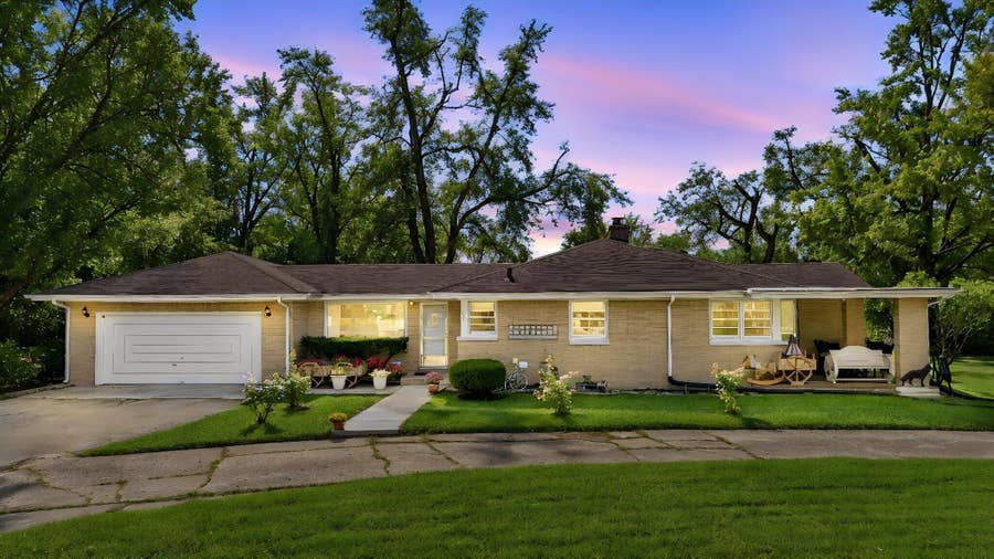 Property photo for 3035 57th Avenue, Merrillville, IN