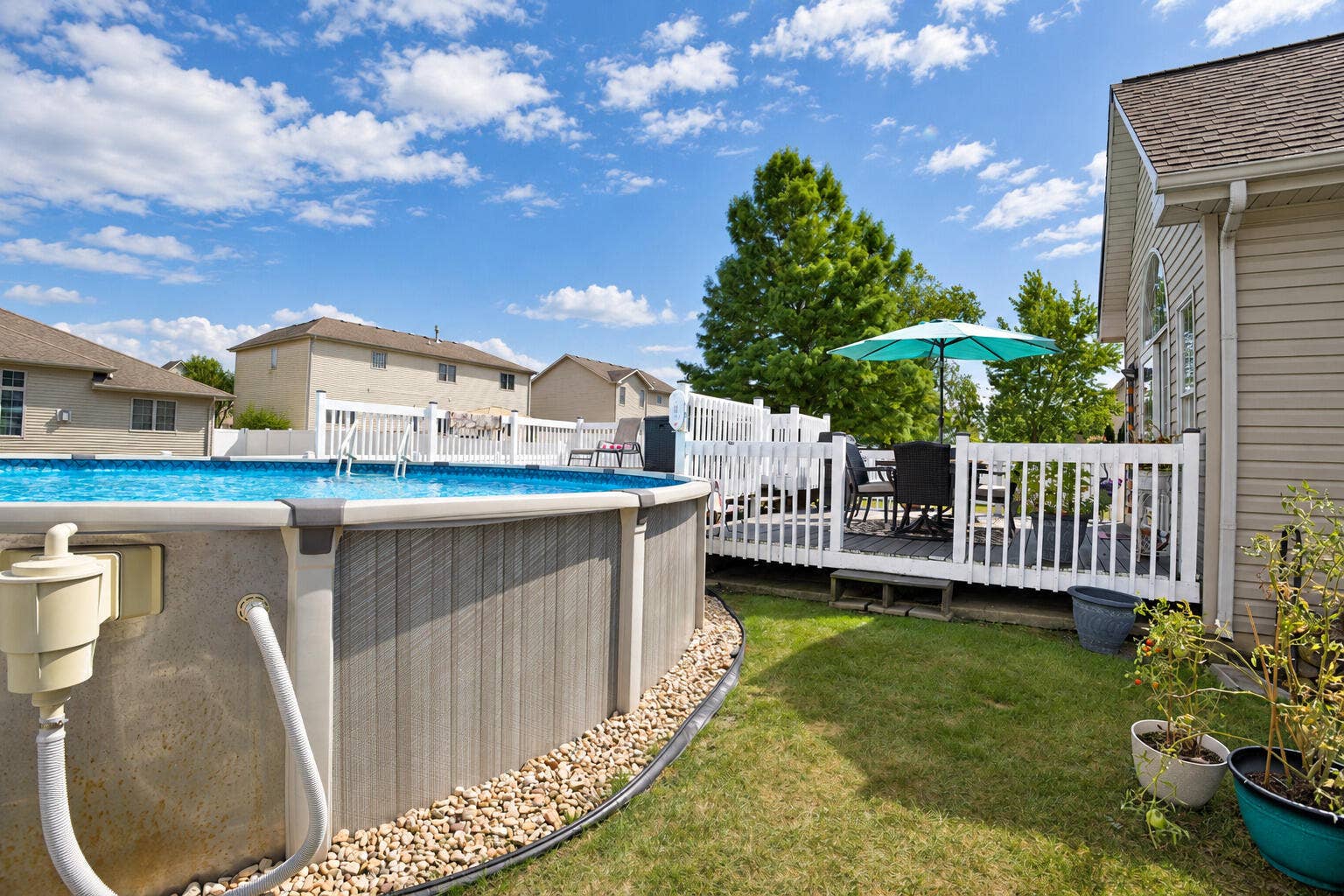 Backyard Pool & Deck