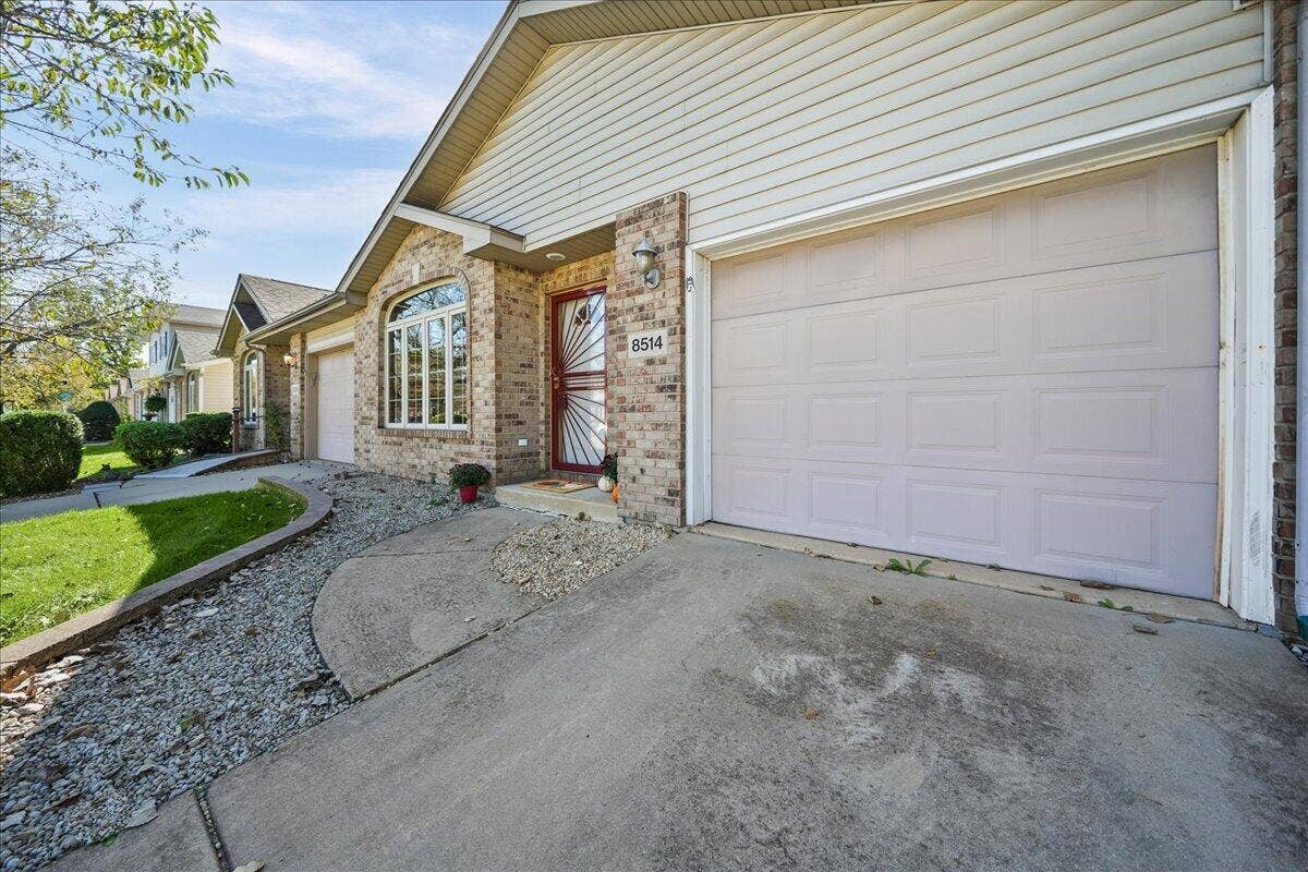 8514 Kleinman Road, Highland, IN 46322 exterior garage kleinman