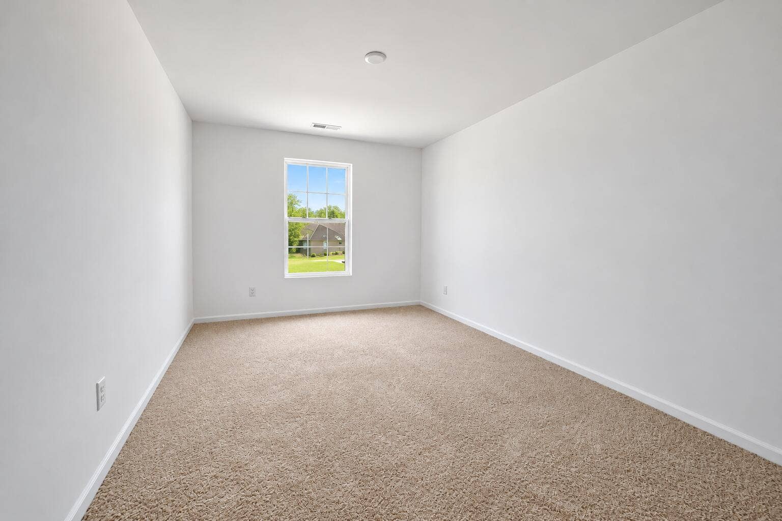 22 Levanno Drive, Crown Point, IN 46307 Bright Empty Minimalist Room with Window