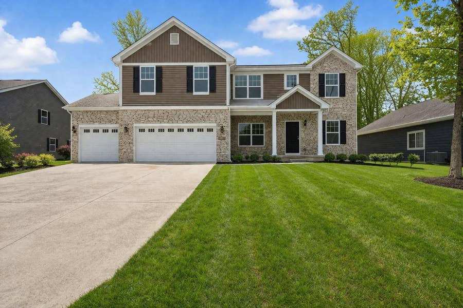 Property photo for 22 Levanno Drive, Crown Point, IN