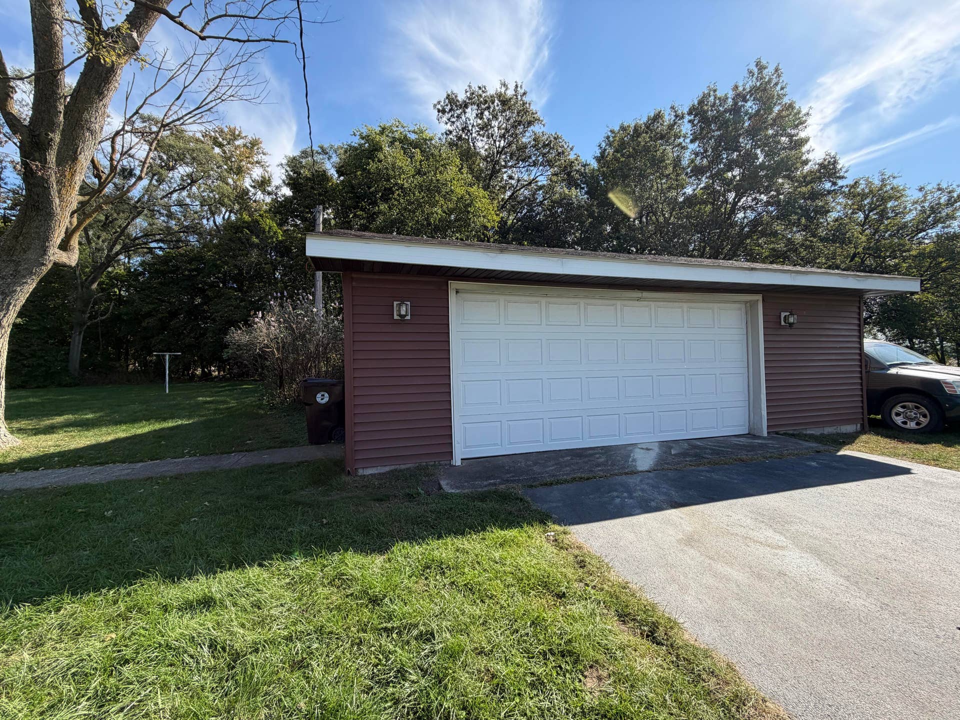 2 Car Garage