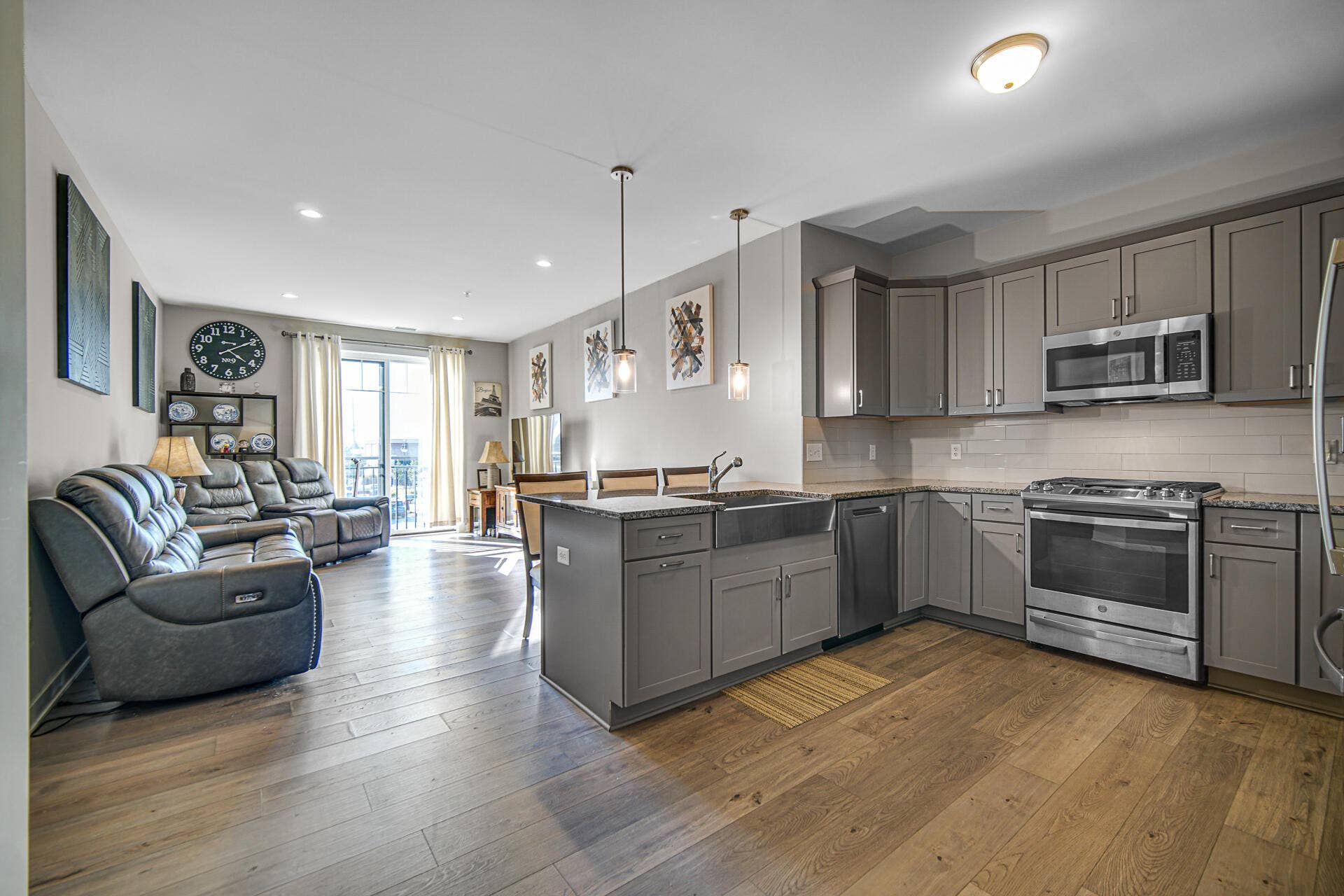 9610 Centennial Drive, #209, Munster, IN 46321 DSC02628