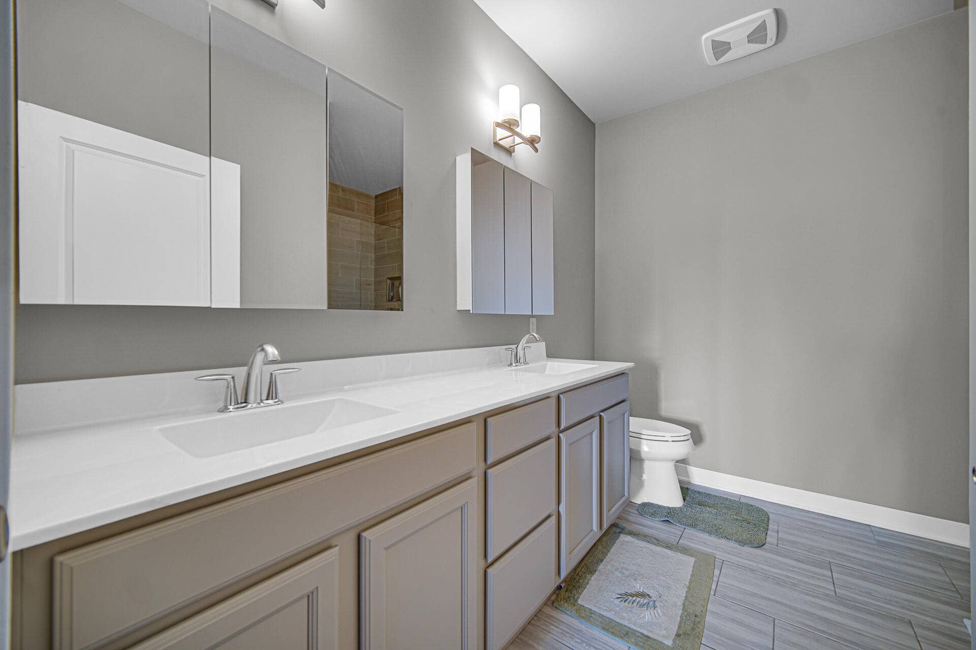 9610 Centennial Drive, #209, Munster, IN 46321 DSC02593