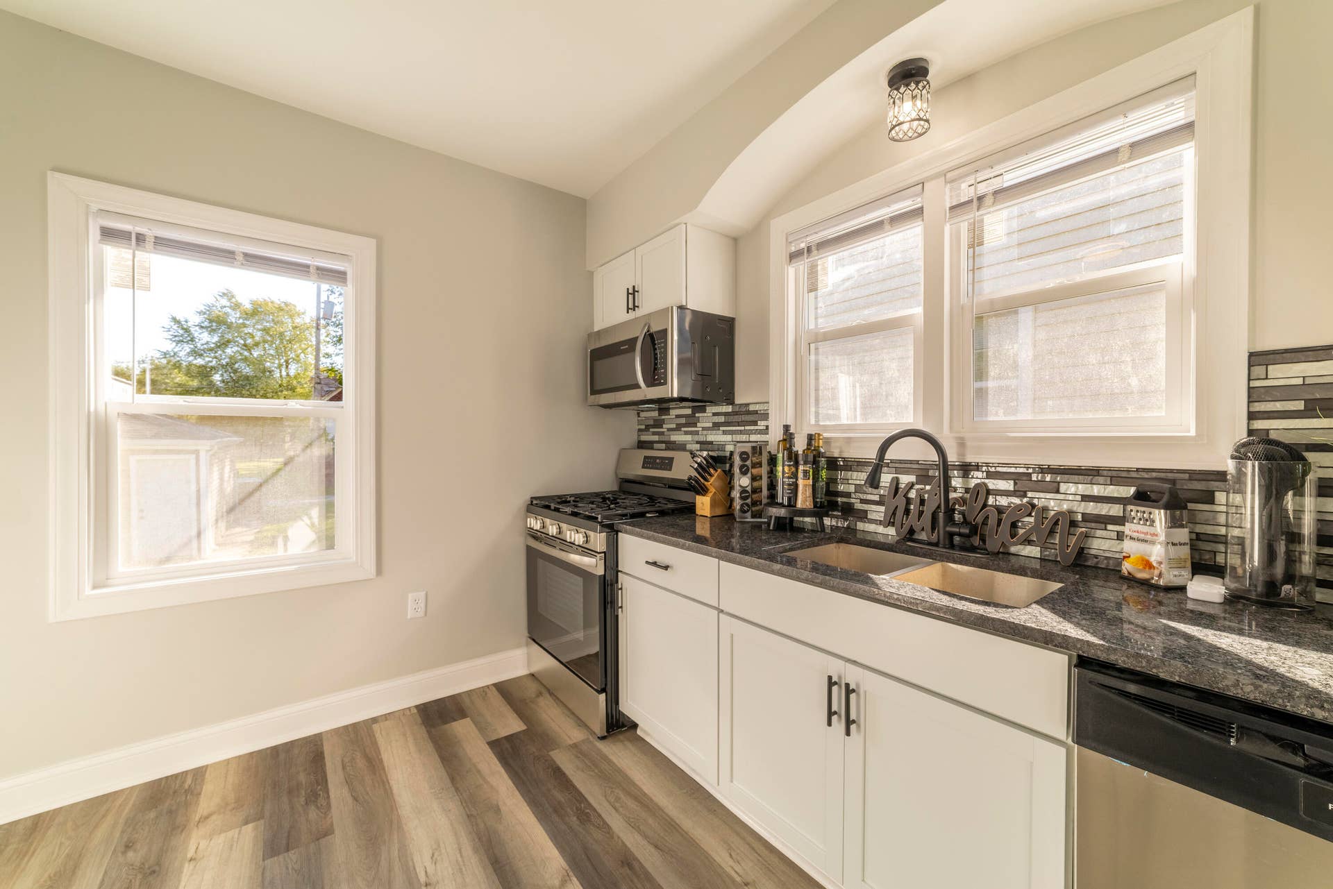 EKitchenLincoln0008