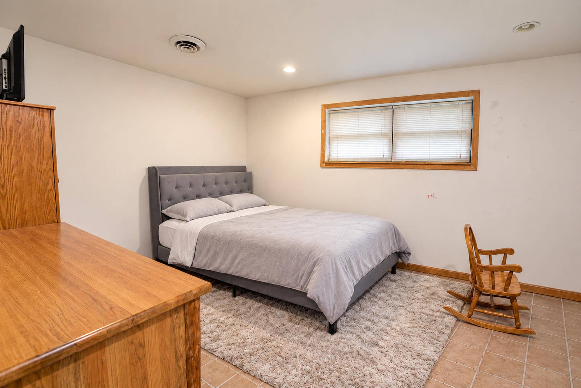 311 w 40th 9