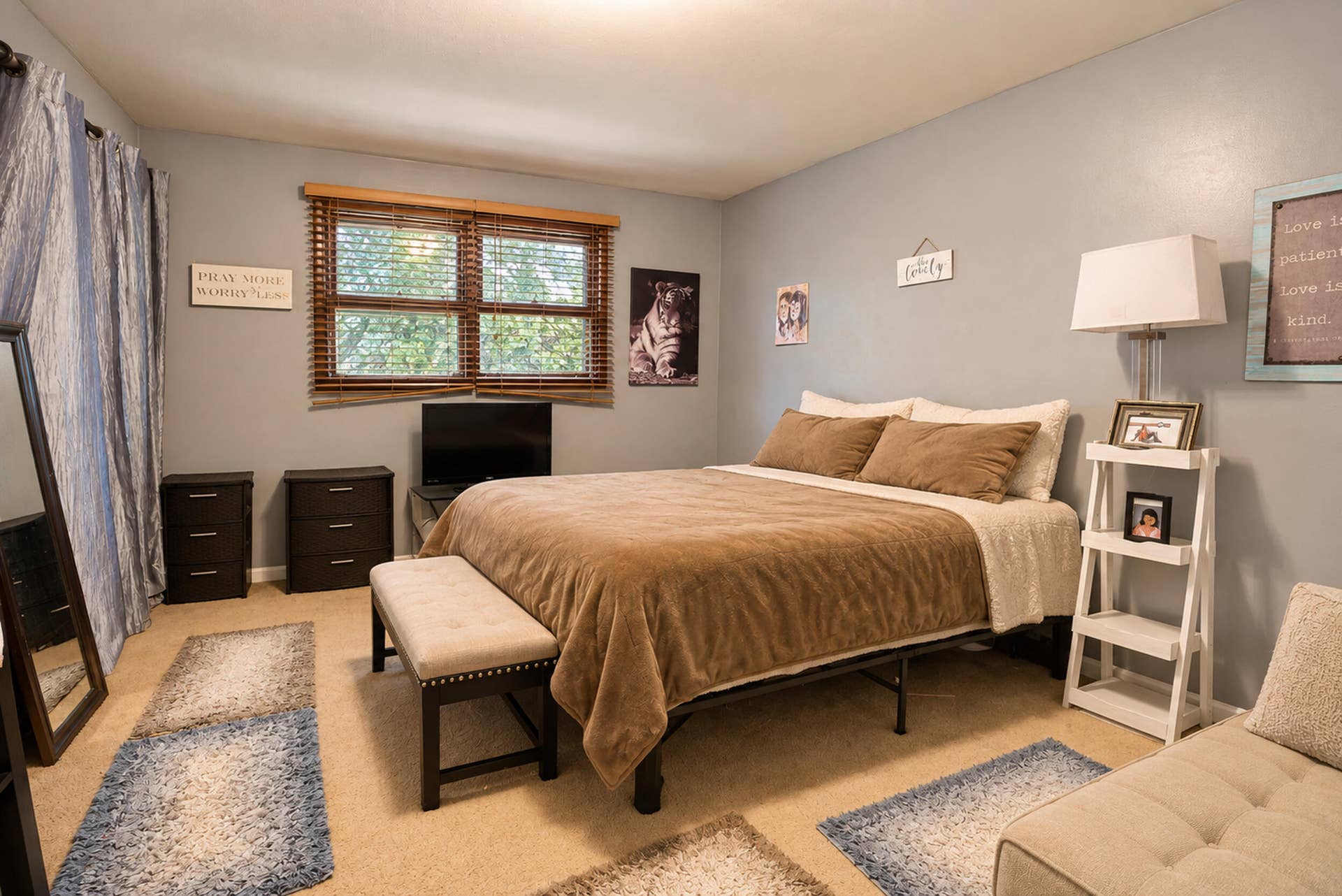311 w 40th 6
