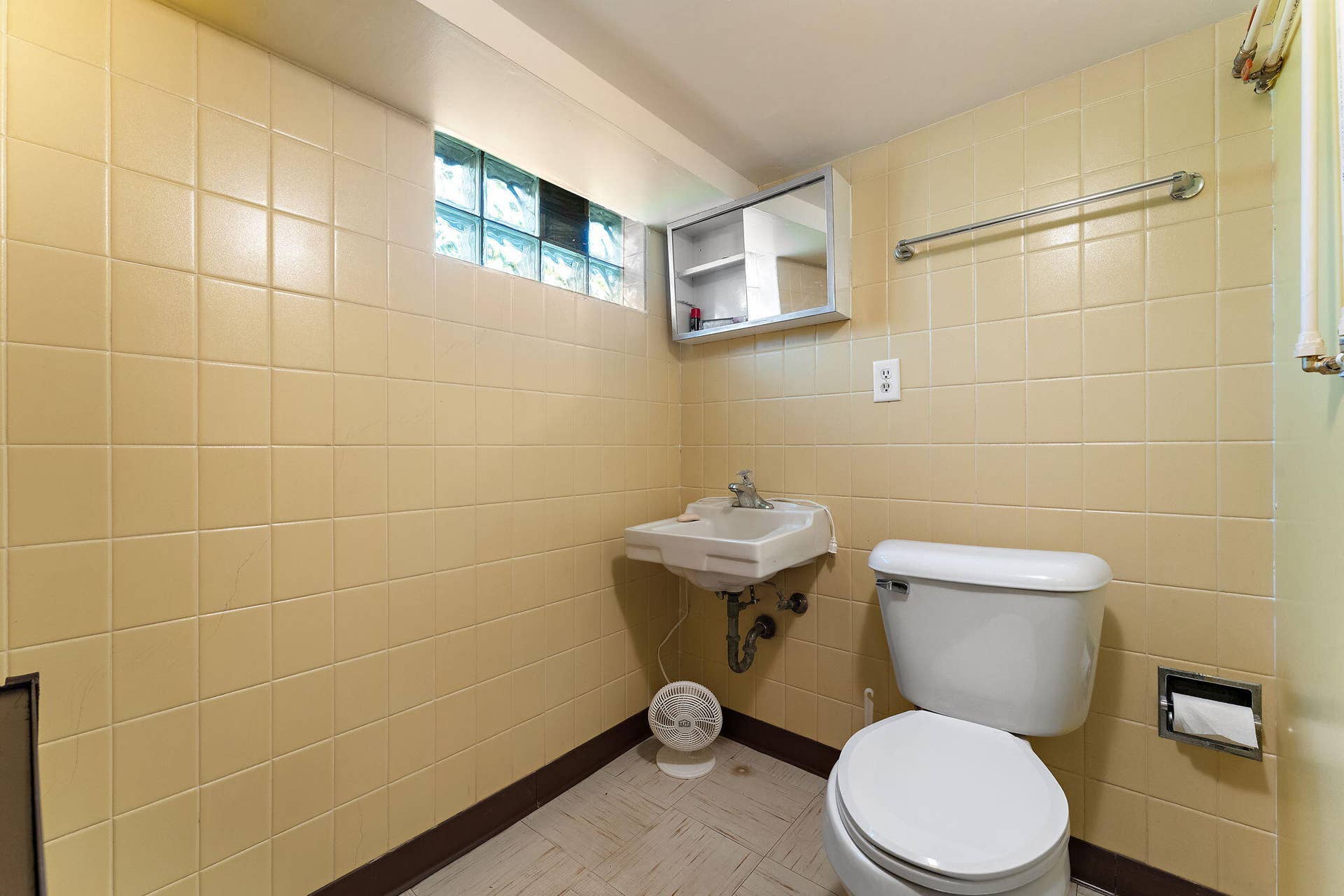 35 N 900, Chesterton, IN 46304 22