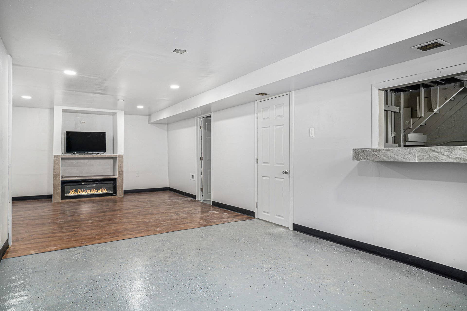 013_jl1_7897_176