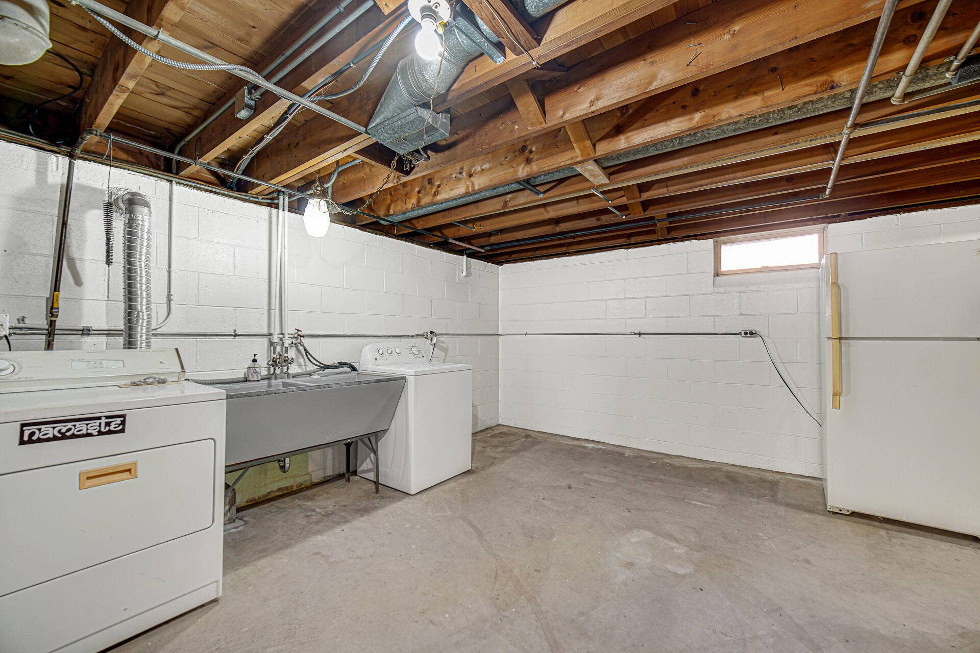 202 Timrick Drive, Munster, IN 46321 16.