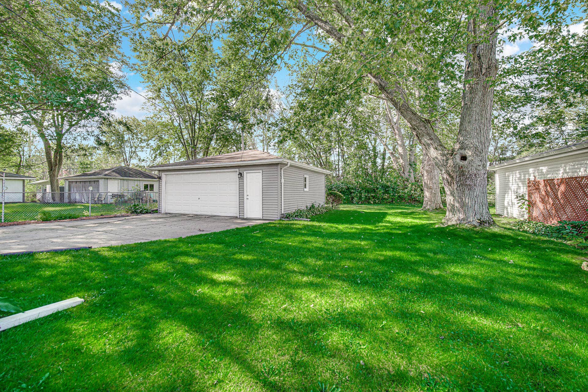 202 Timrick Drive, Munster, IN 46321 18.