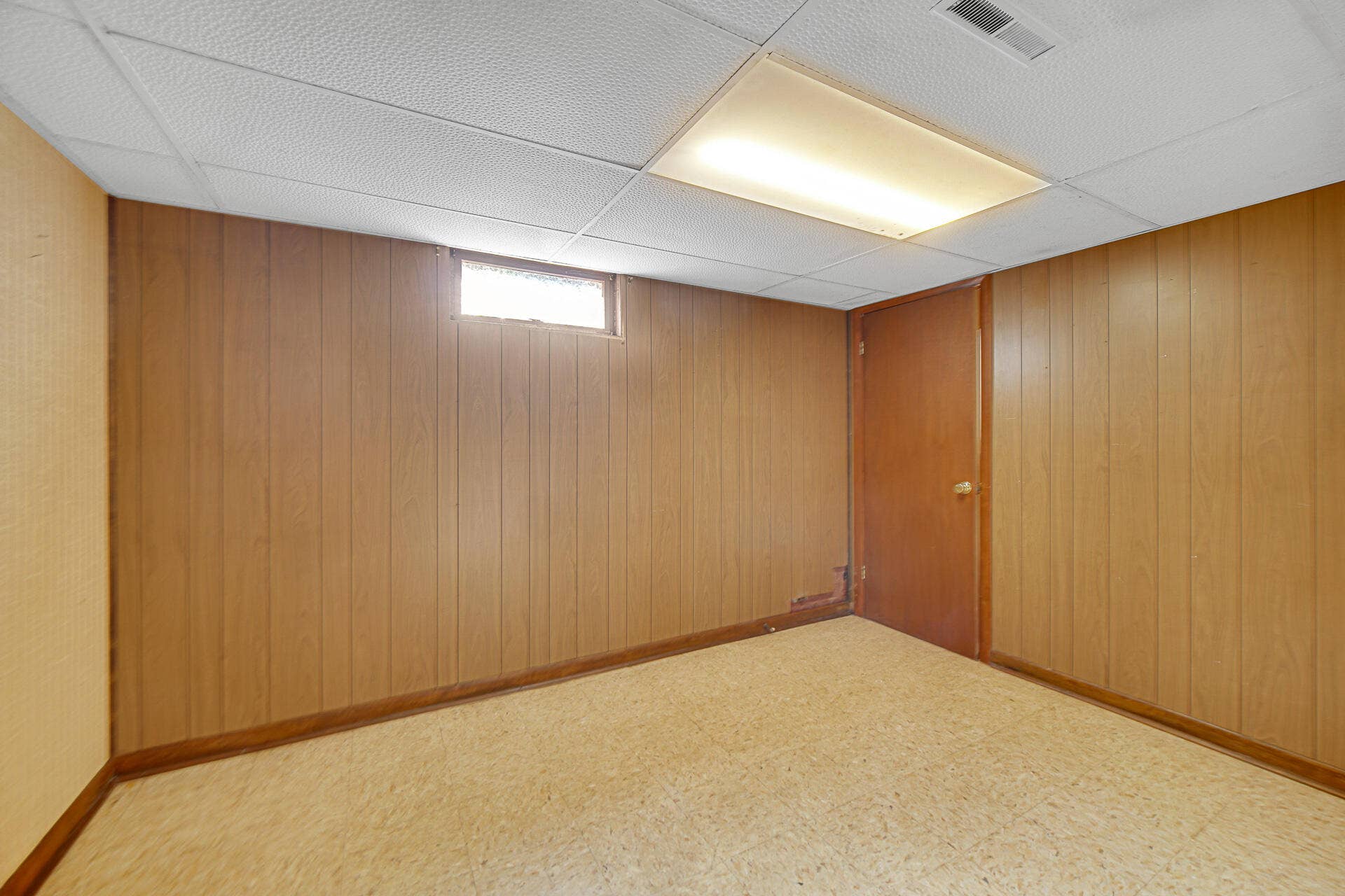 202 Timrick Drive, Munster, IN 46321 14.