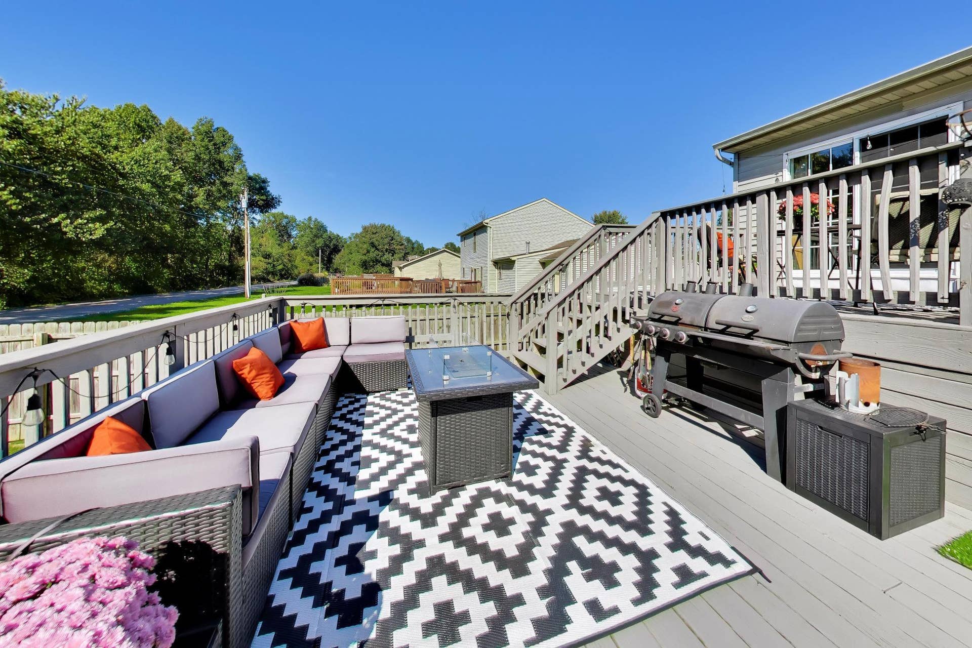Lower Deck