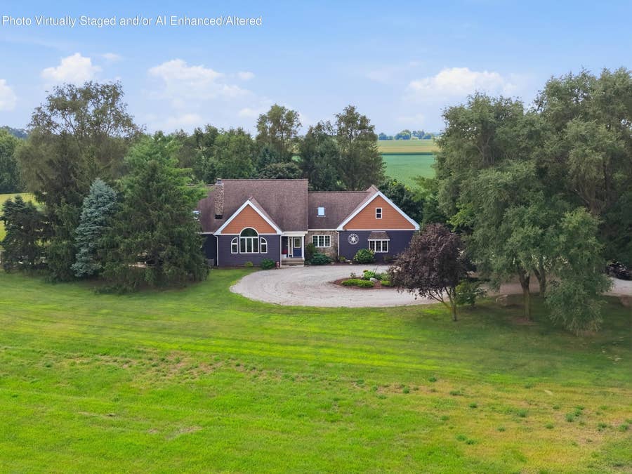 Property photo for 1737 1700 North Road, Watseka, IL