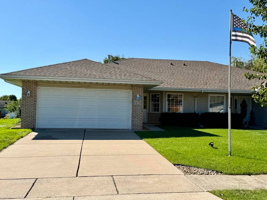 Property photo for 1678 Jonquil Drive, Lowell, IN