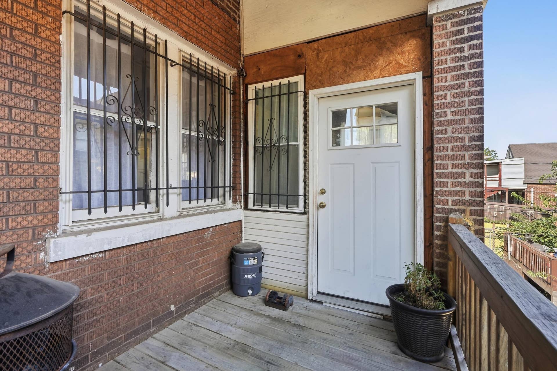 Back Unit Porch