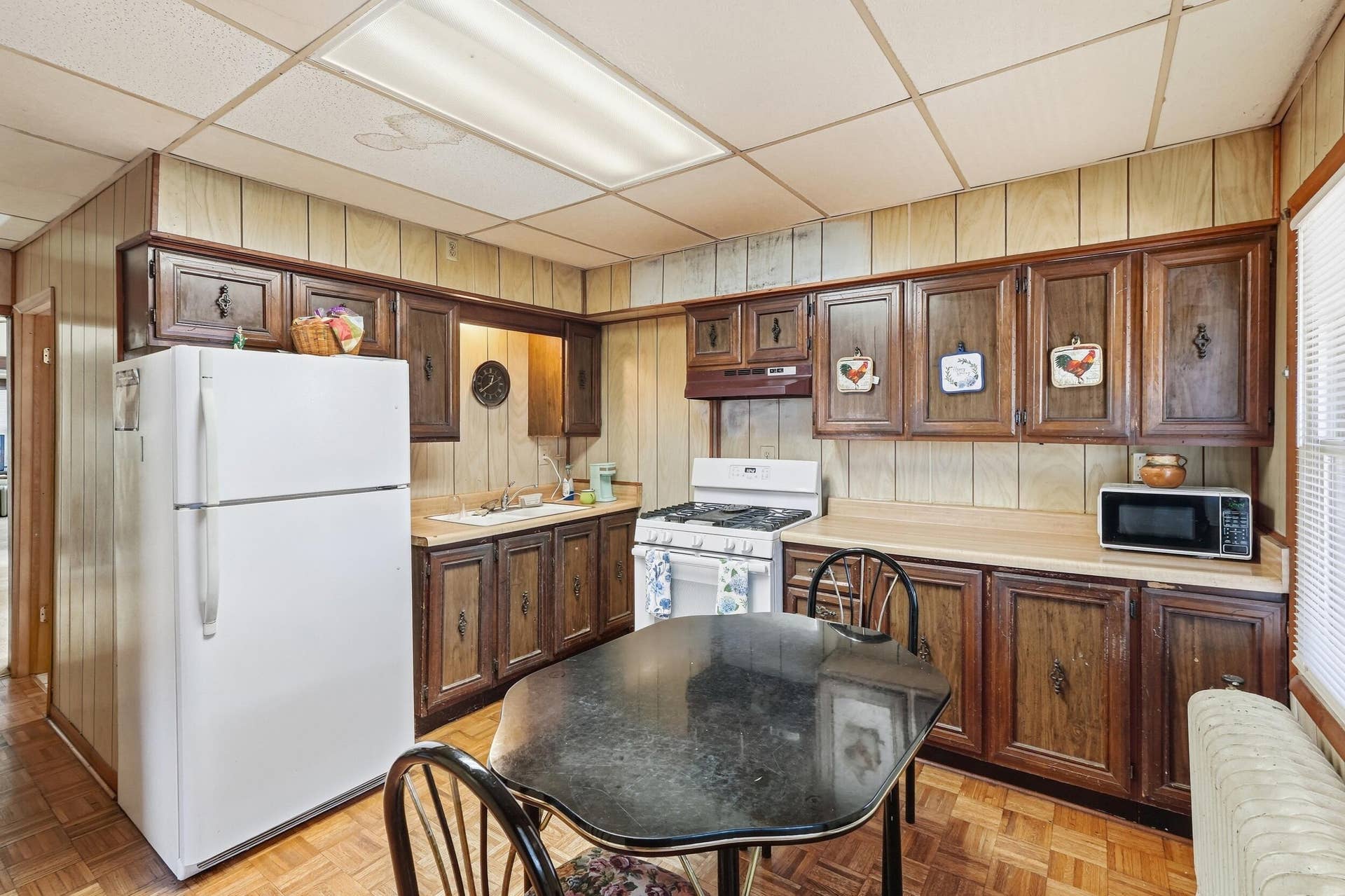 Kitchen 2
