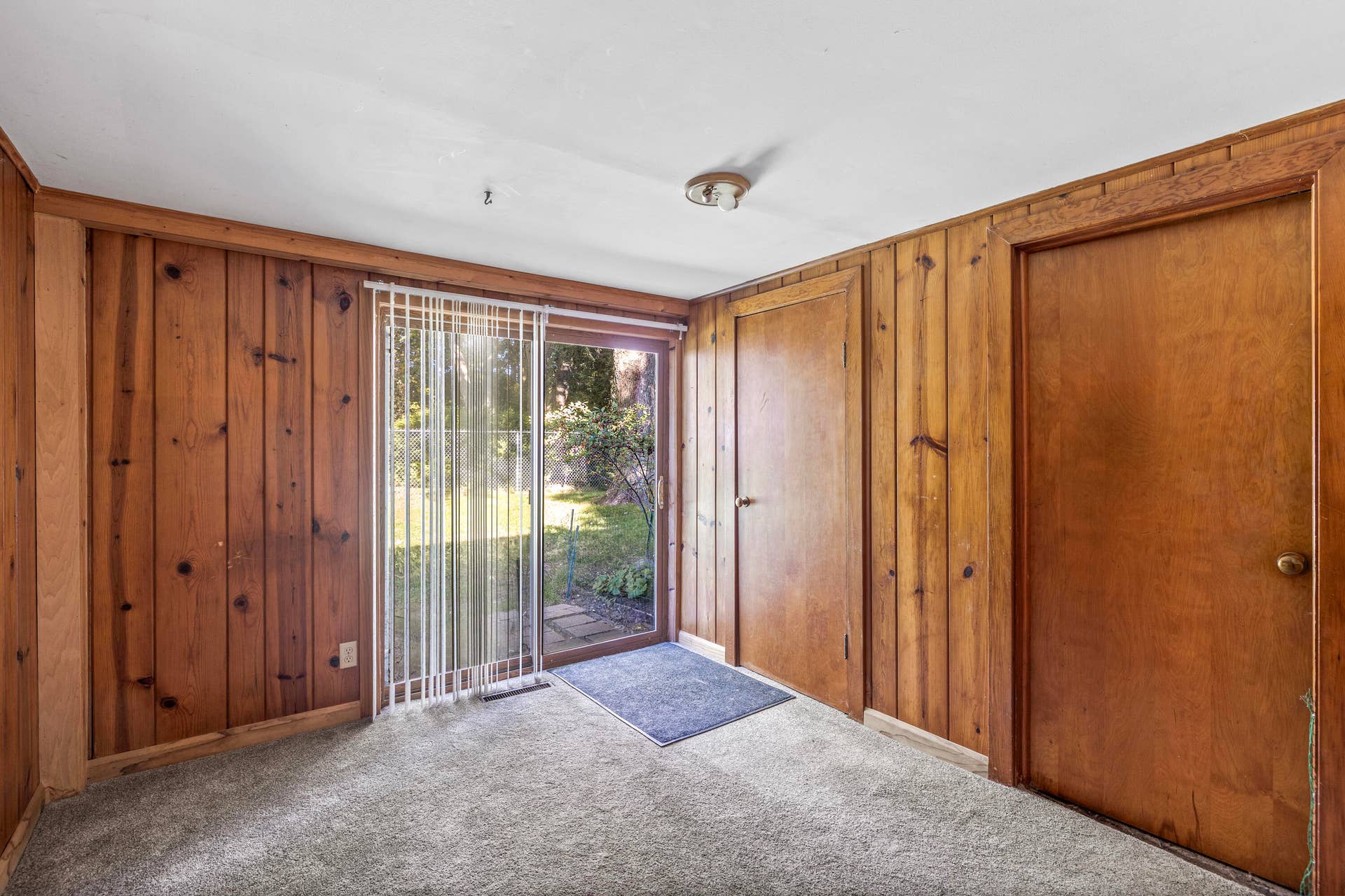 1042 Marquette Street, La Porte, IN 46350 C03A9805