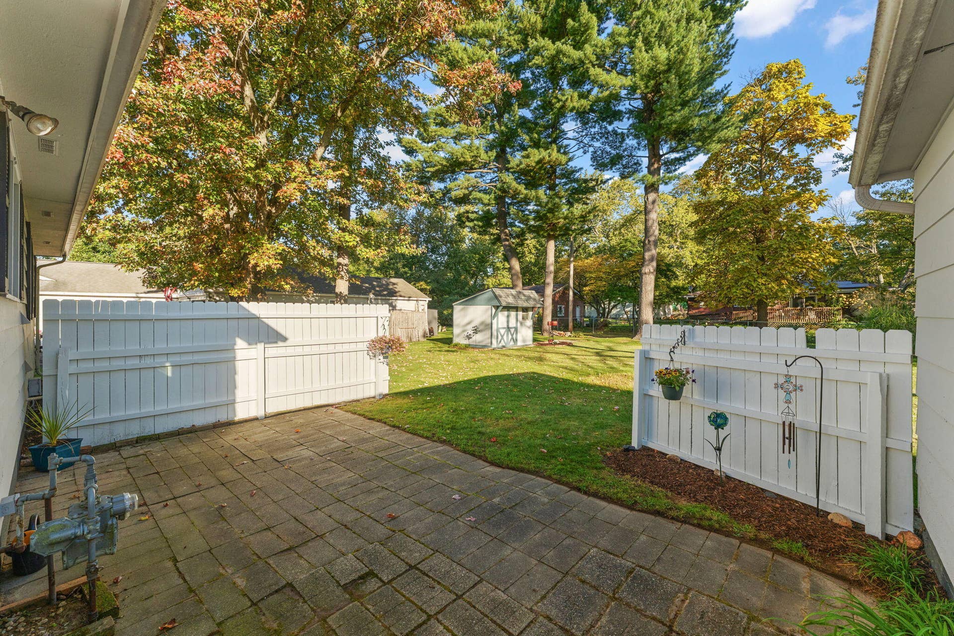 402 Daumer Road, Kouts, IN 46347 15-web-or-mls-DSC05422