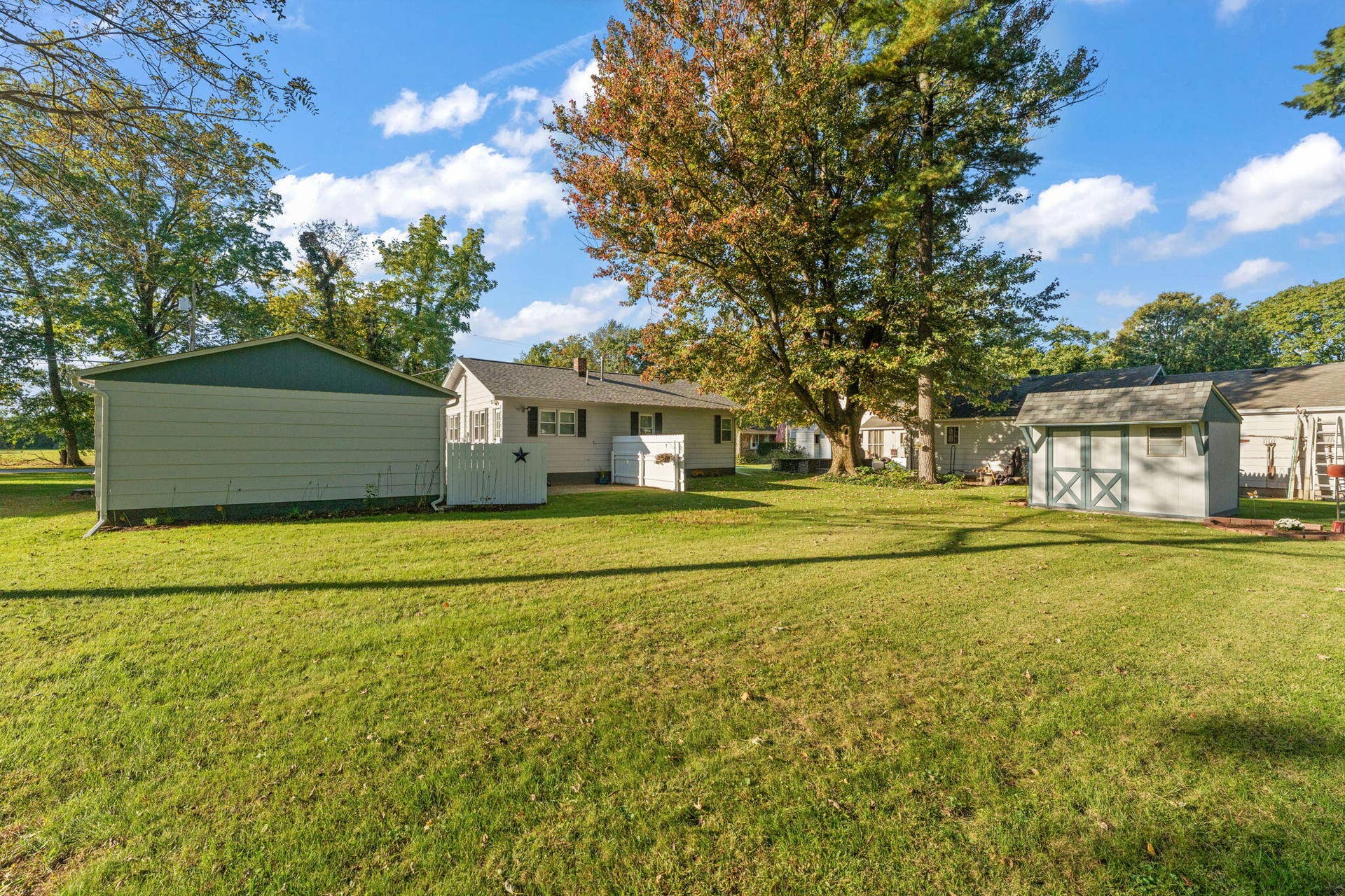 402 Daumer Road, Kouts, IN 46347 16-web-or-mls-DSC05425