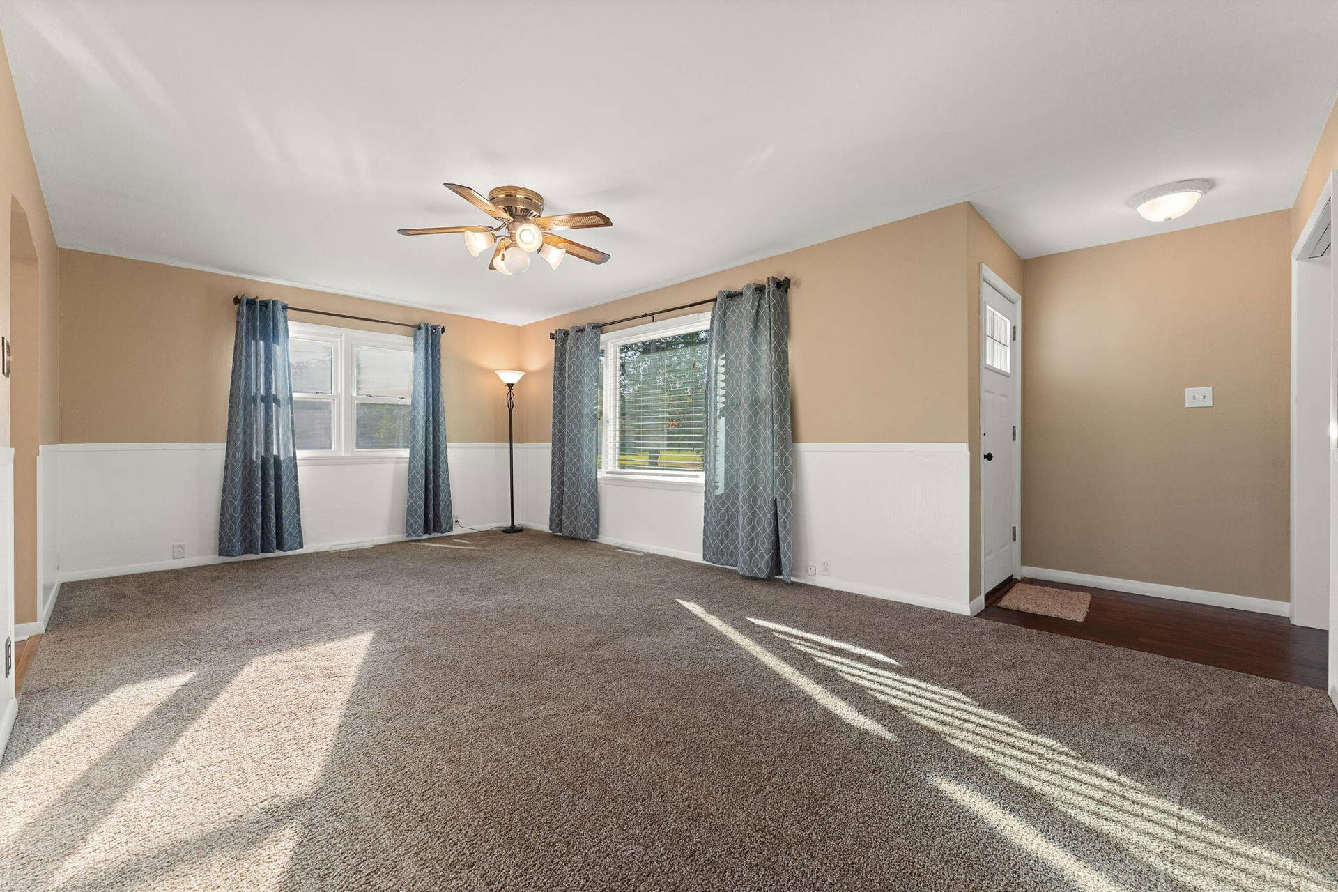 402 Daumer Road, Kouts, IN 46347 4-web-or-mls-DSC05379