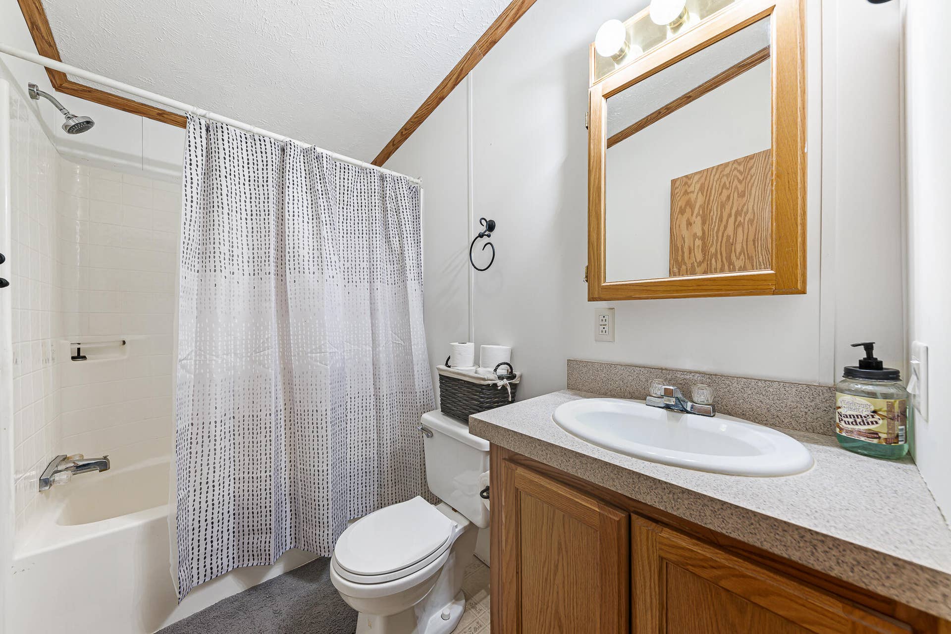 9416 W 142nd Ave (12 of 18)