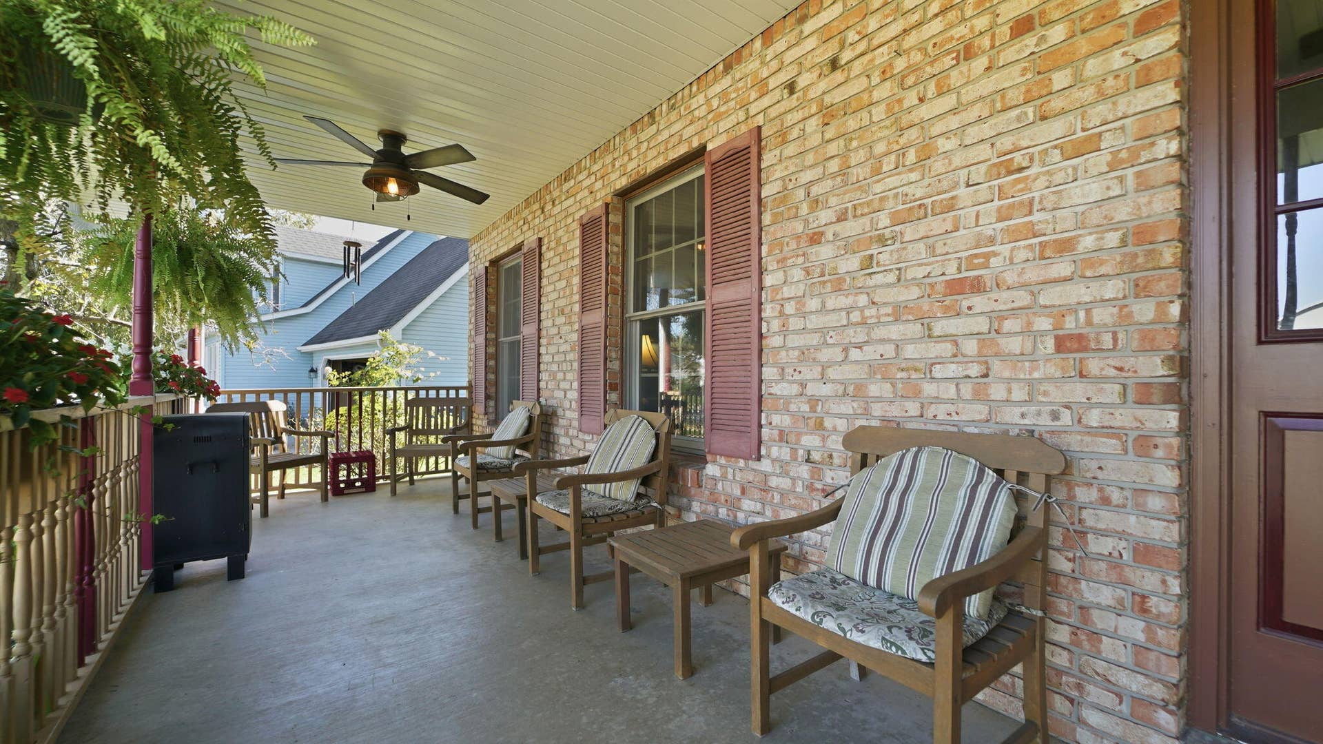 6579 86th Avenue, Crown Point, IN 46307 Front porch