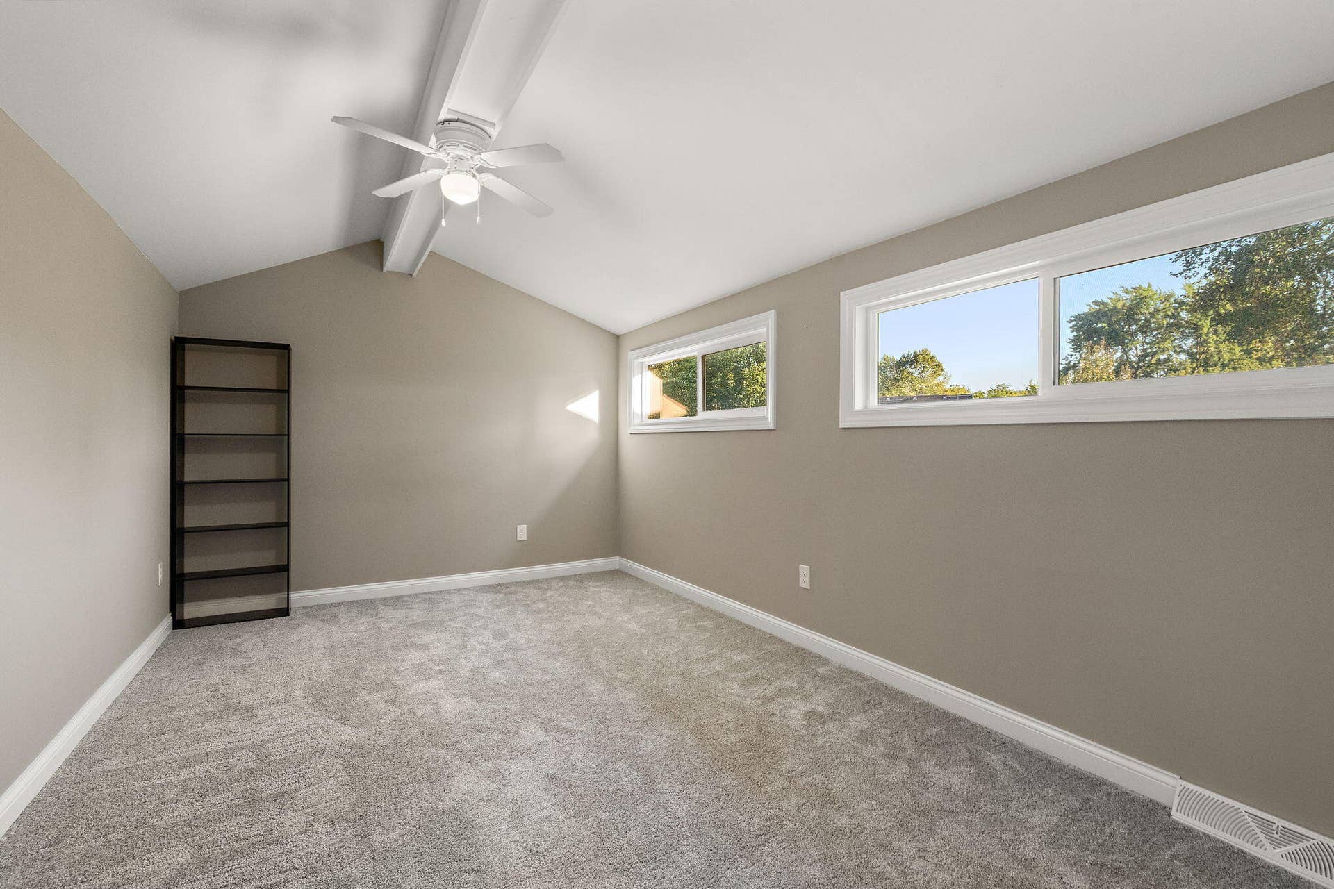 1890 Azalea Court, Schererville, IN 46307 15-web-or-mls-DSC00854