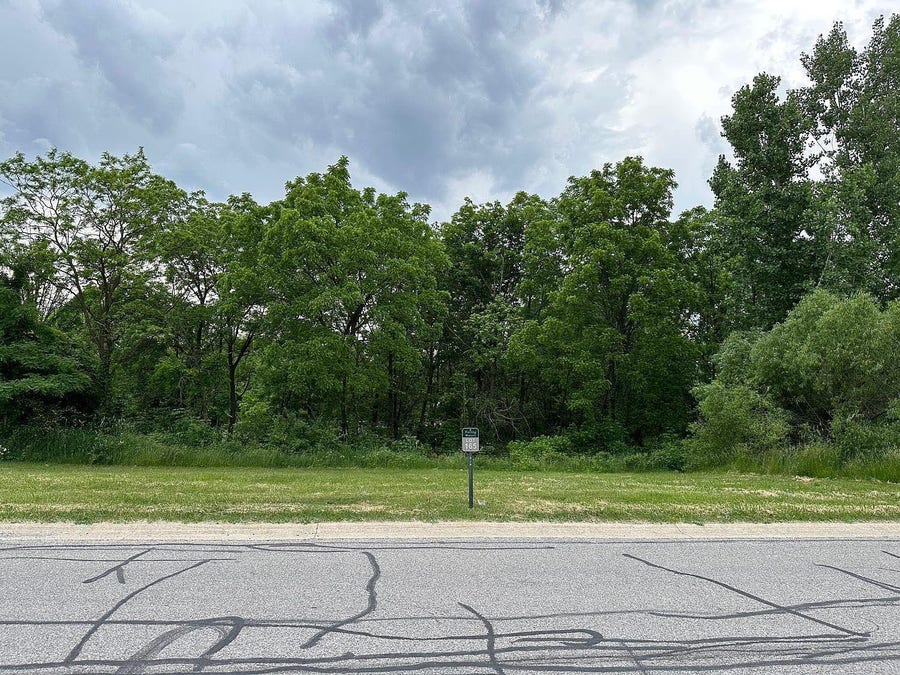 Property photo for 46 Levanno Drive, Crown Point, IN
