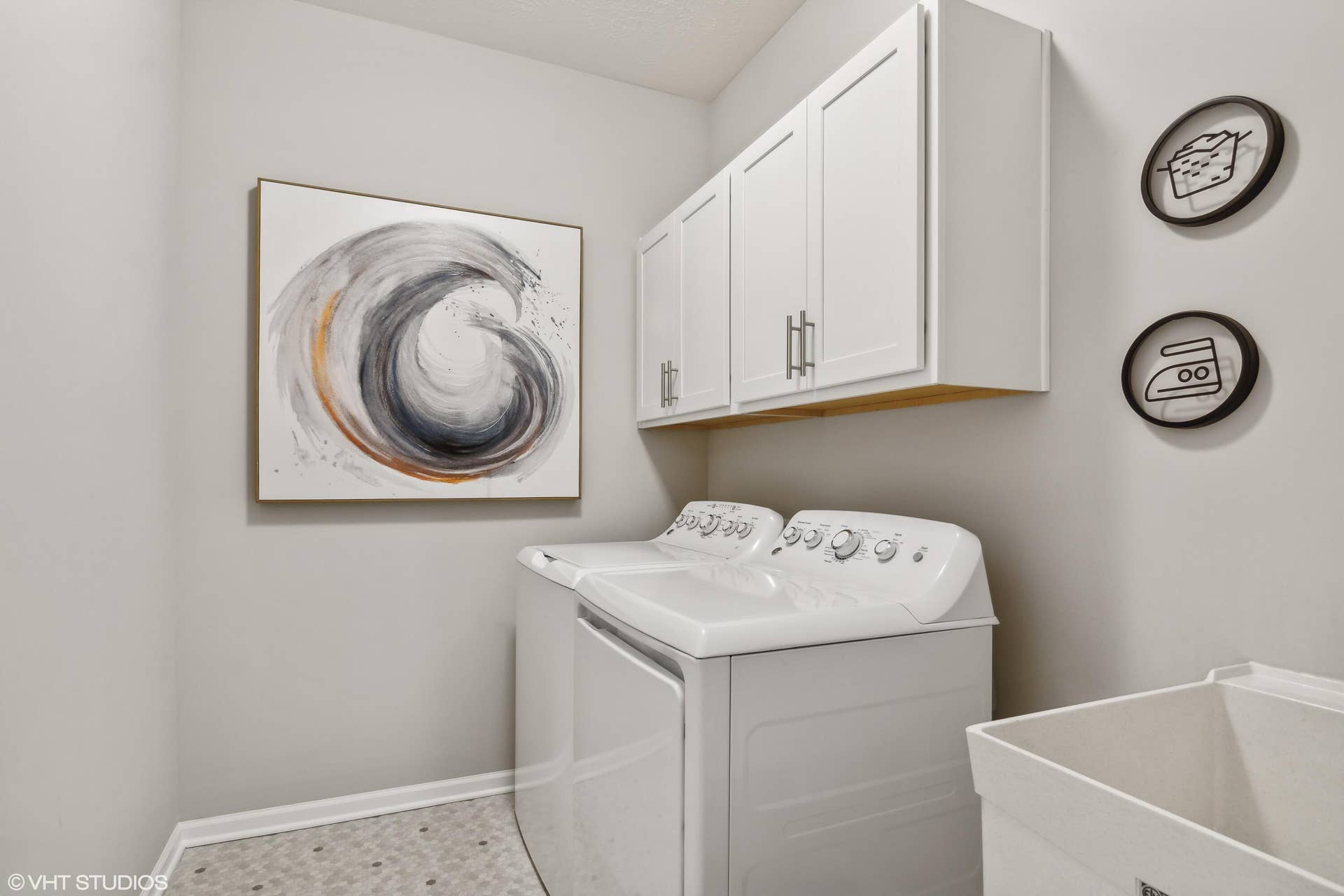 Emery - Laundry Room - 6641 Sky Drive -