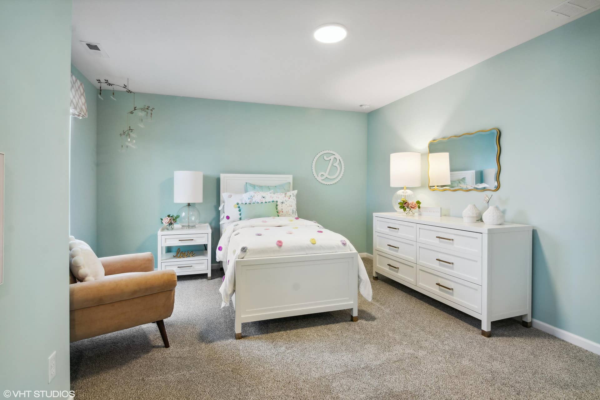 Emery - Bedroom 3 - 6641 Sky Drive - CAN