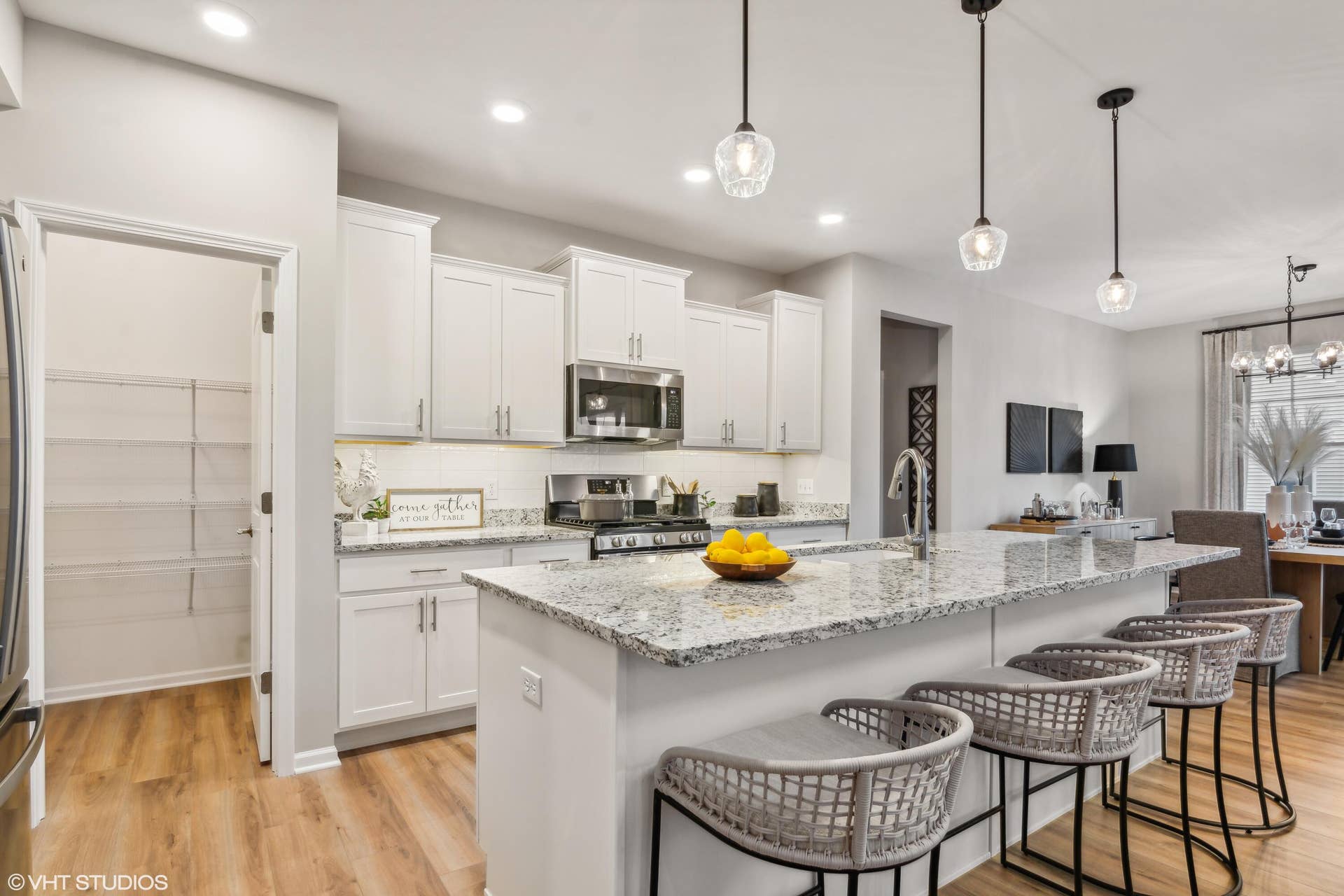 Emery - Kitchen and Pantry - 6641 Sky Dr