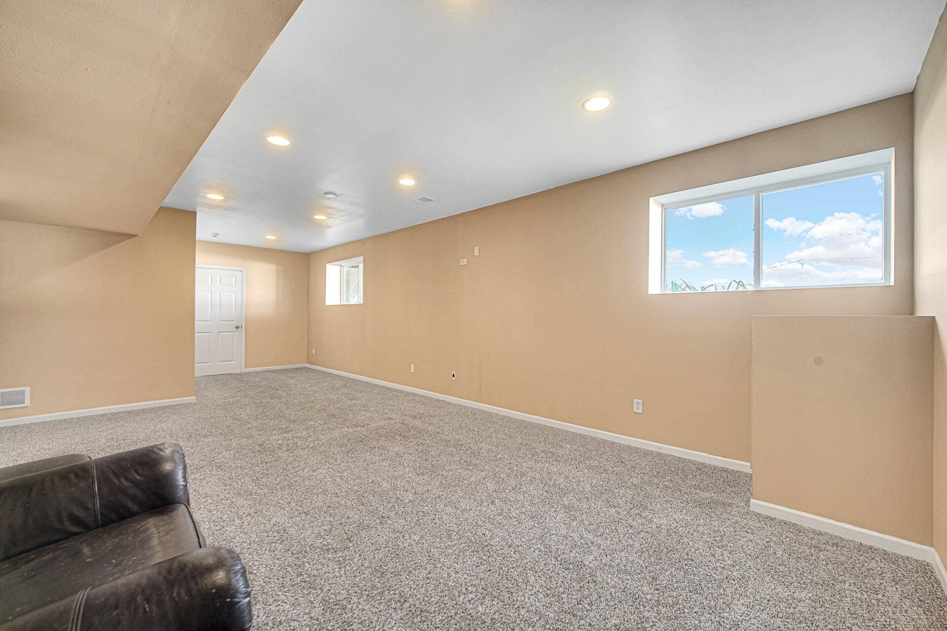 1140 Hyde Park, Crown Point, IN 46307 DSC03418