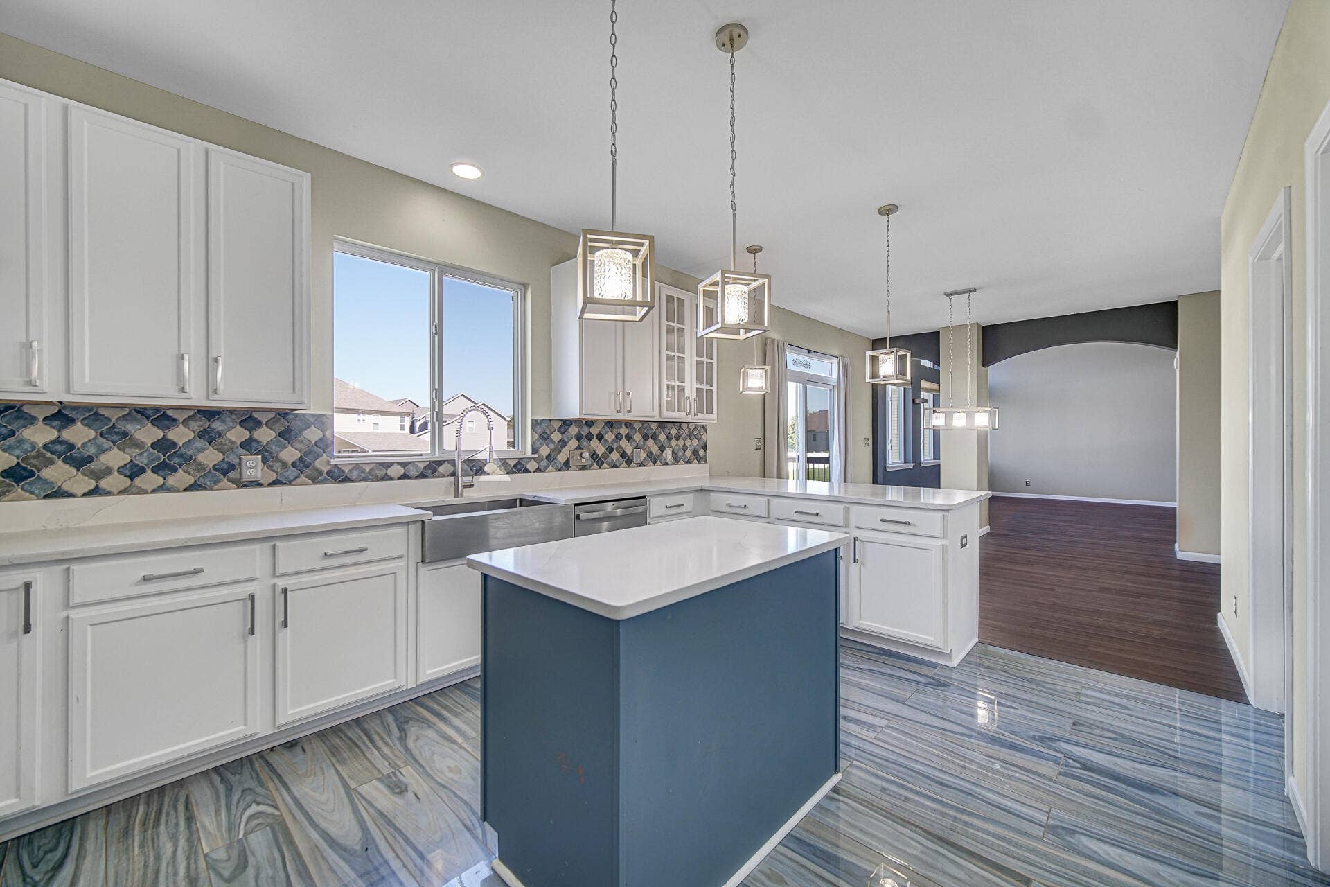 1140 Hyde Park, Crown Point, IN 46307 DSC03288