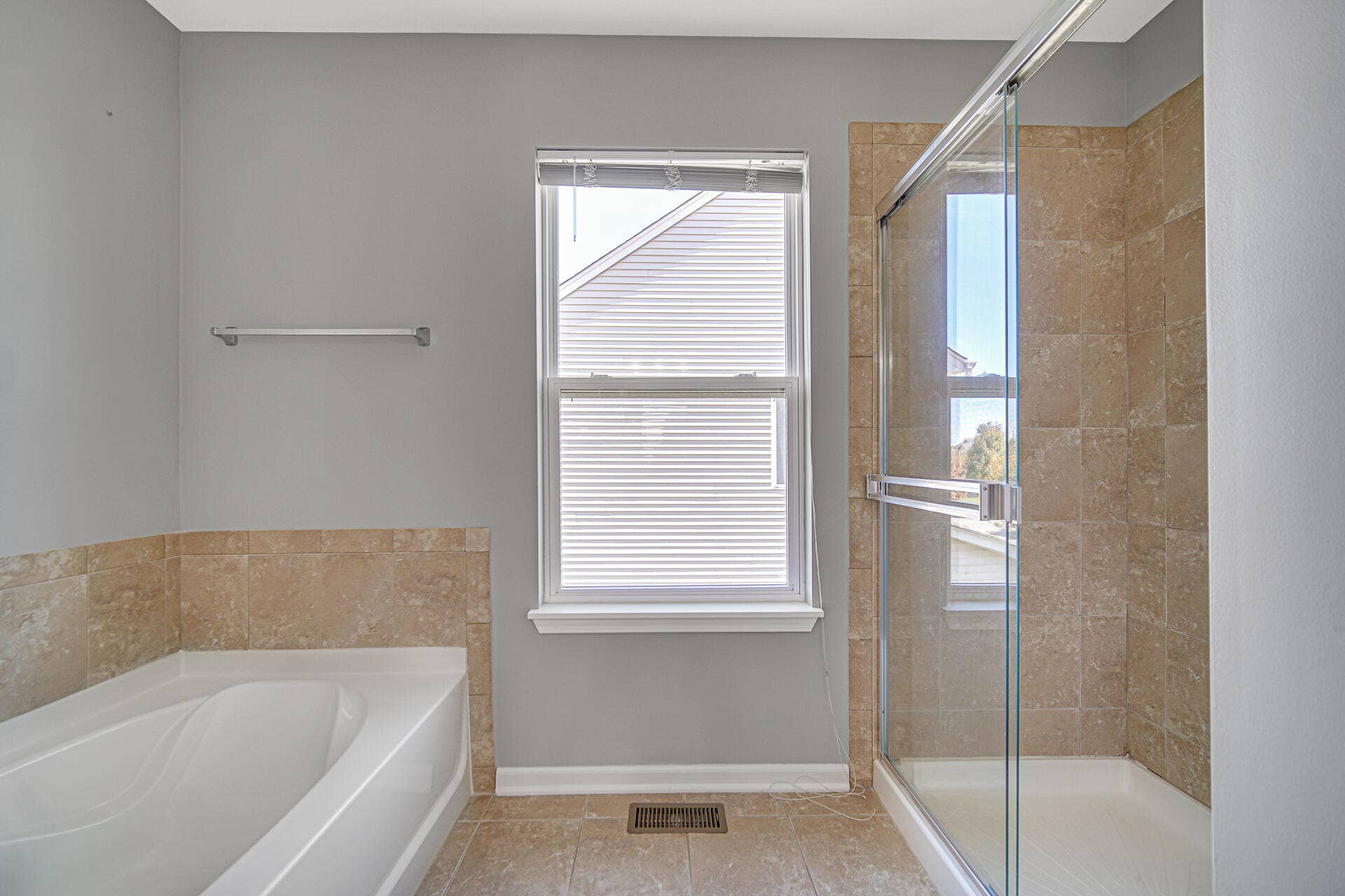 1140 Hyde Park, Crown Point, IN 46307 DSC03168