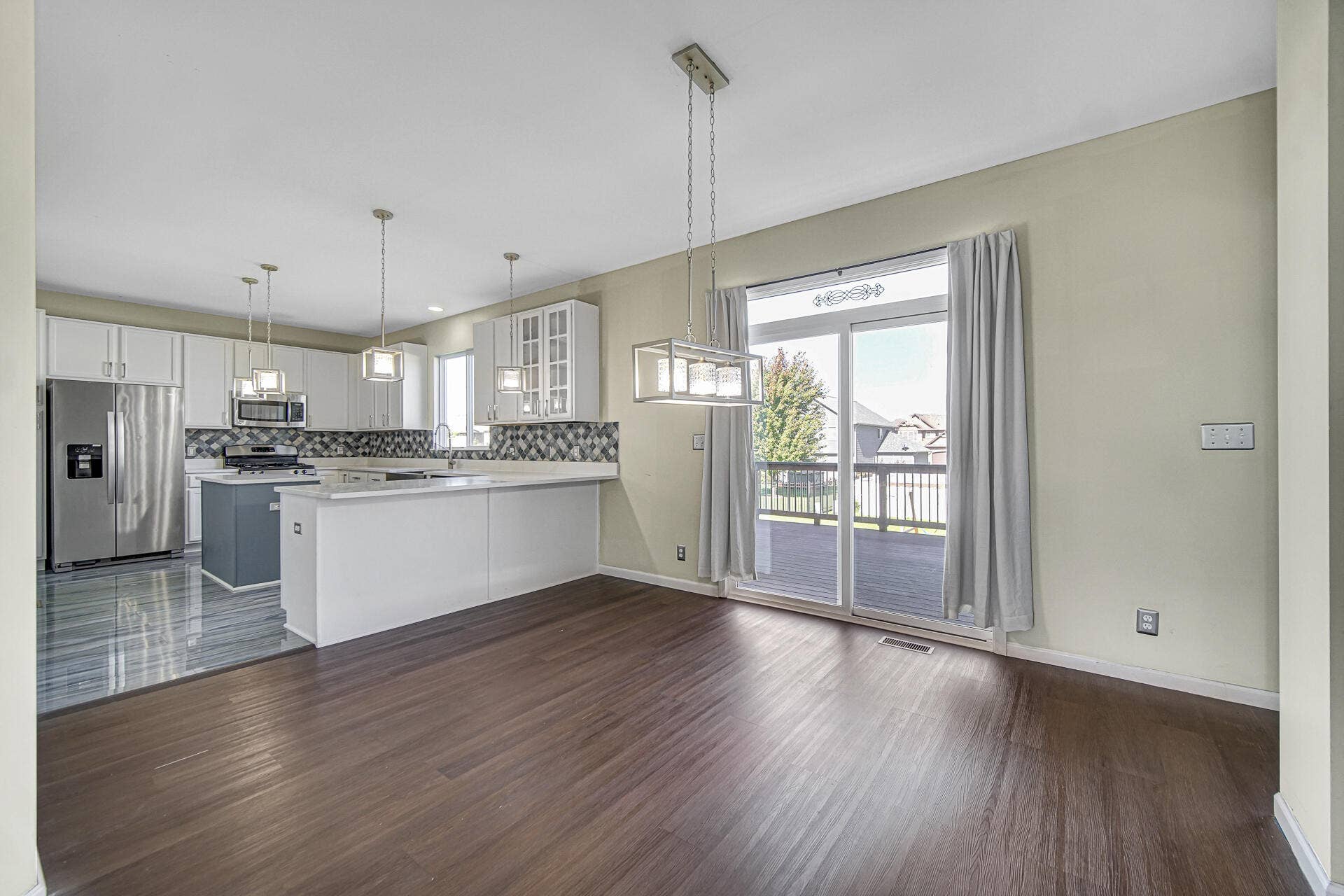 1140 Hyde Park, Crown Point, IN 46307 DSC03298