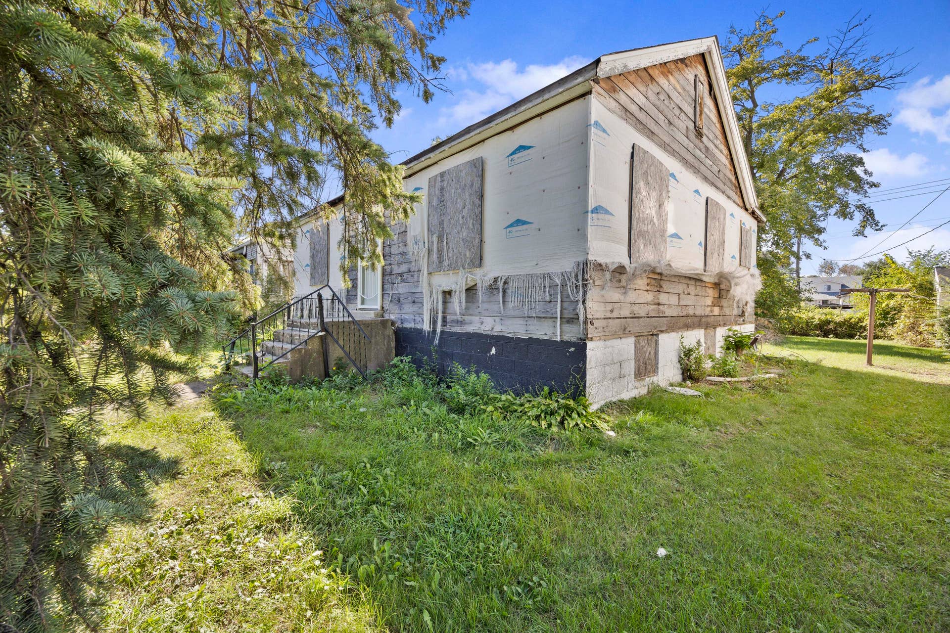 322 Clark Road, Gary, IN 46406 FU4A0358