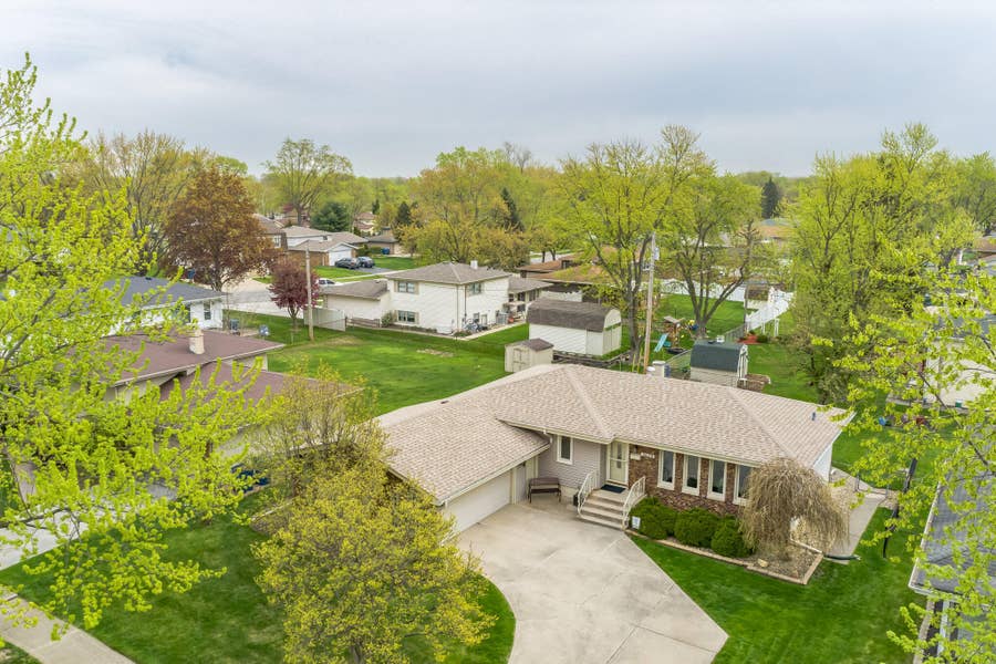 Property photo for 2629 Tulip Tree Lane, Dyer, IN