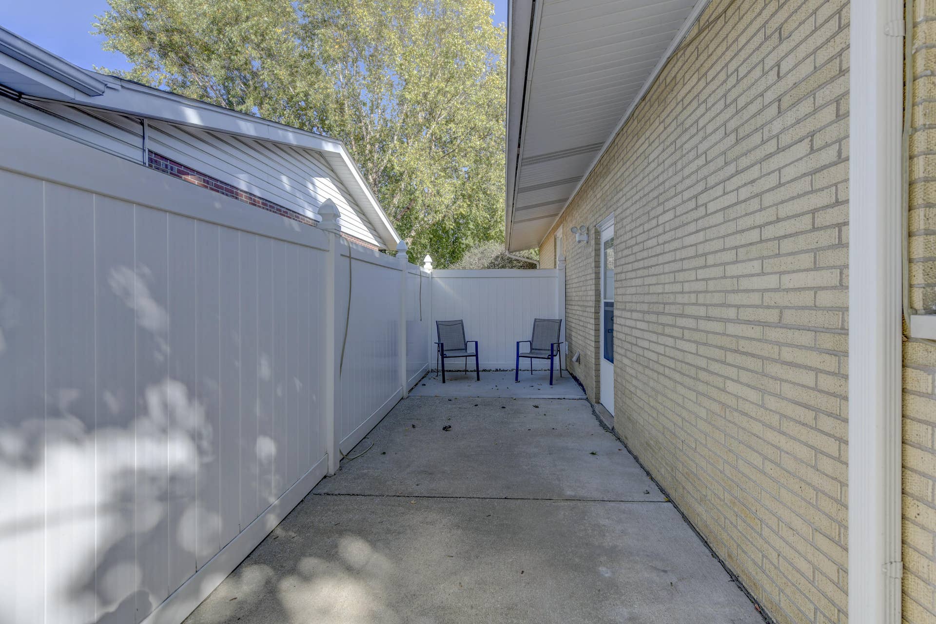 7236 Northcote Complete-7