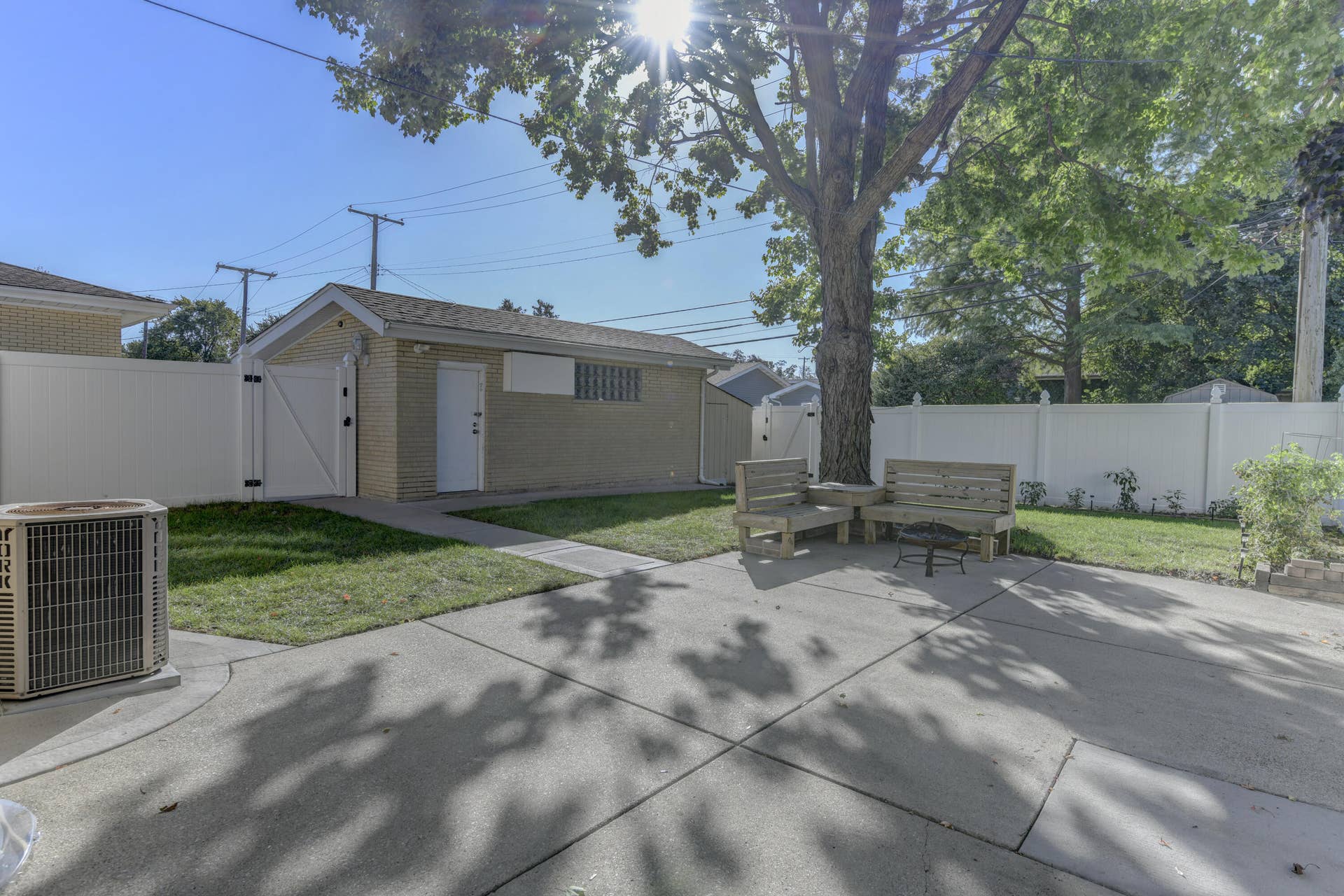7236 Northcote Complete-8