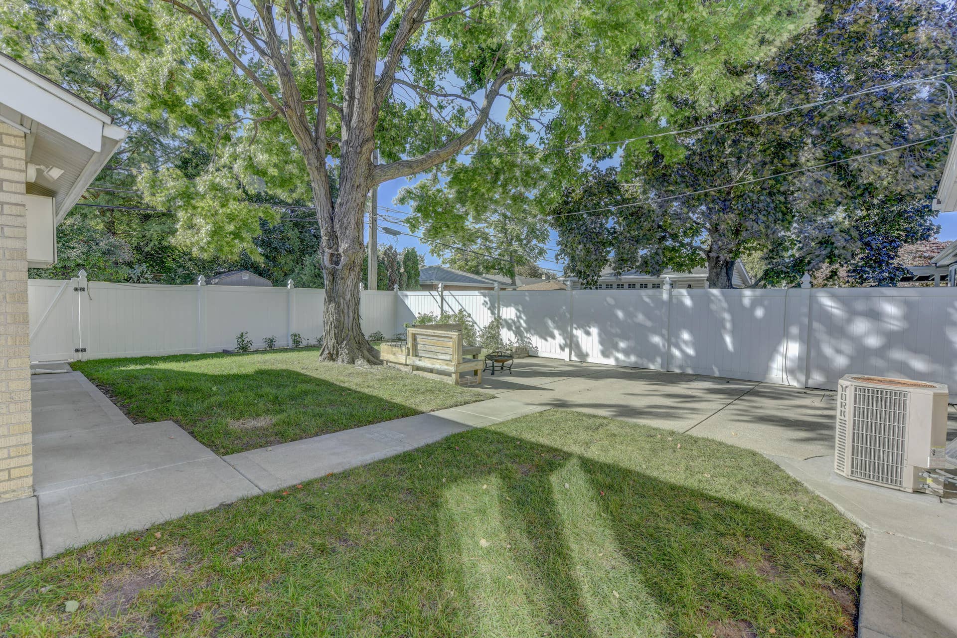 7236 Northcote Complete-6