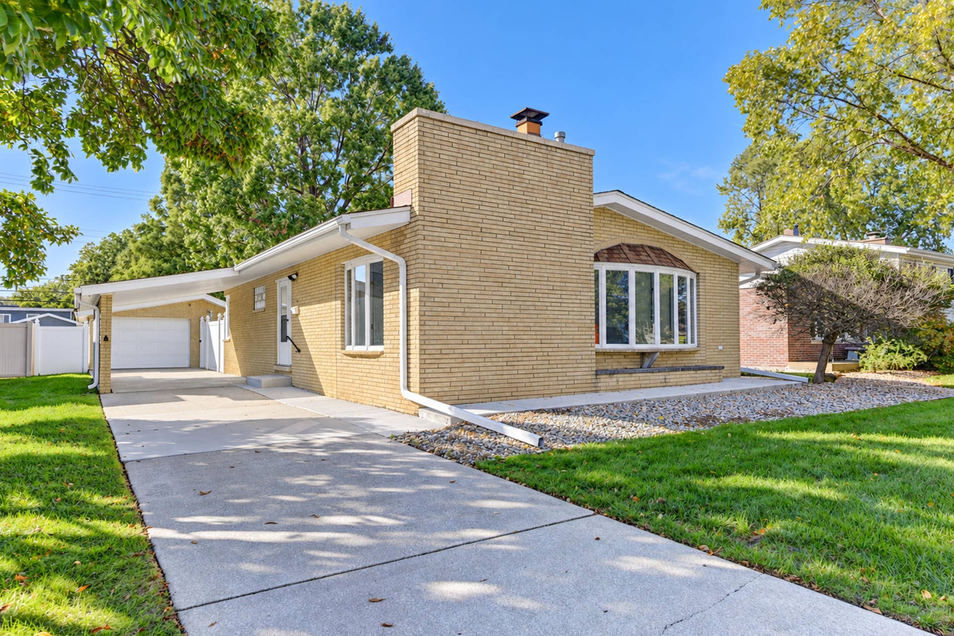 7236 Northcote Complete-1