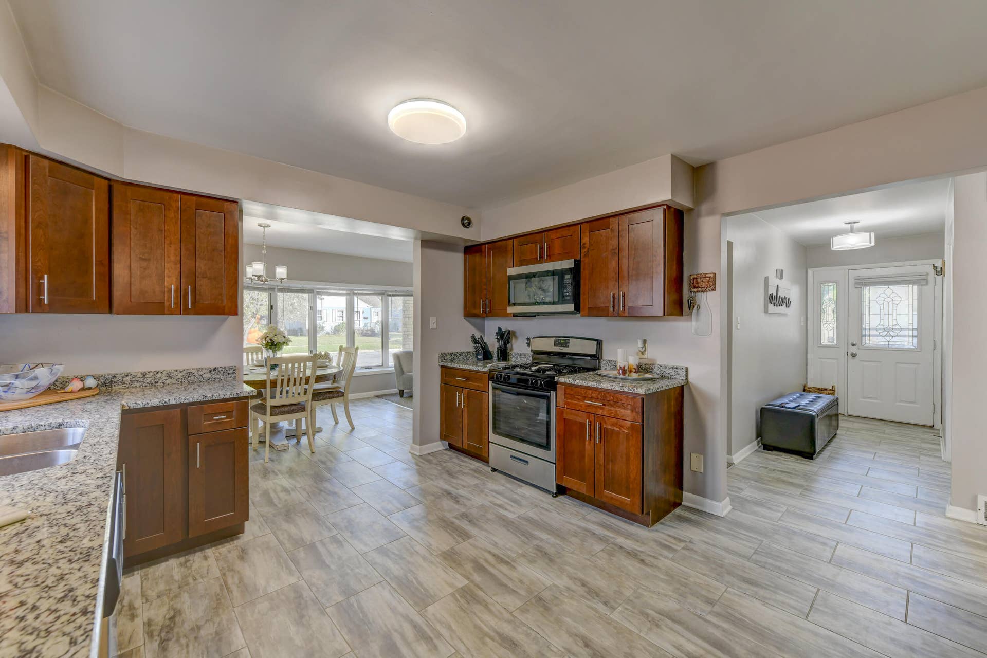 7236 Northcote Complete-18