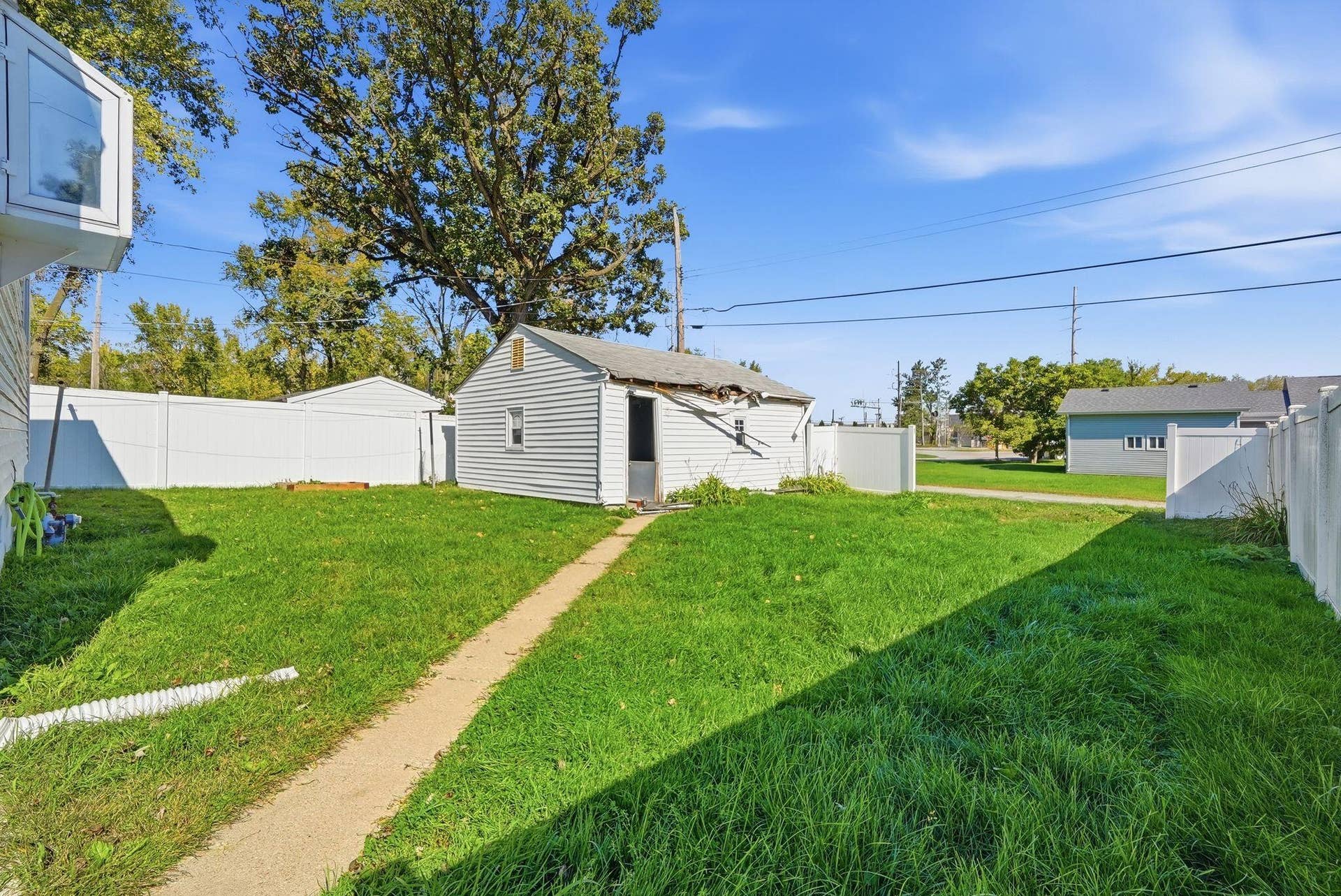 341 California Street, Hobart, IN 46342 23_DSC05737
