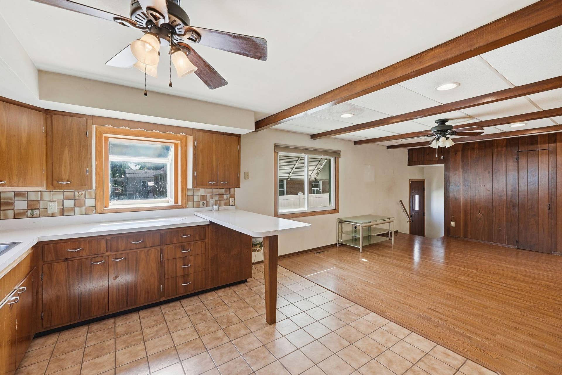 341 California Street, Hobart, IN 46342 7_DSC05664