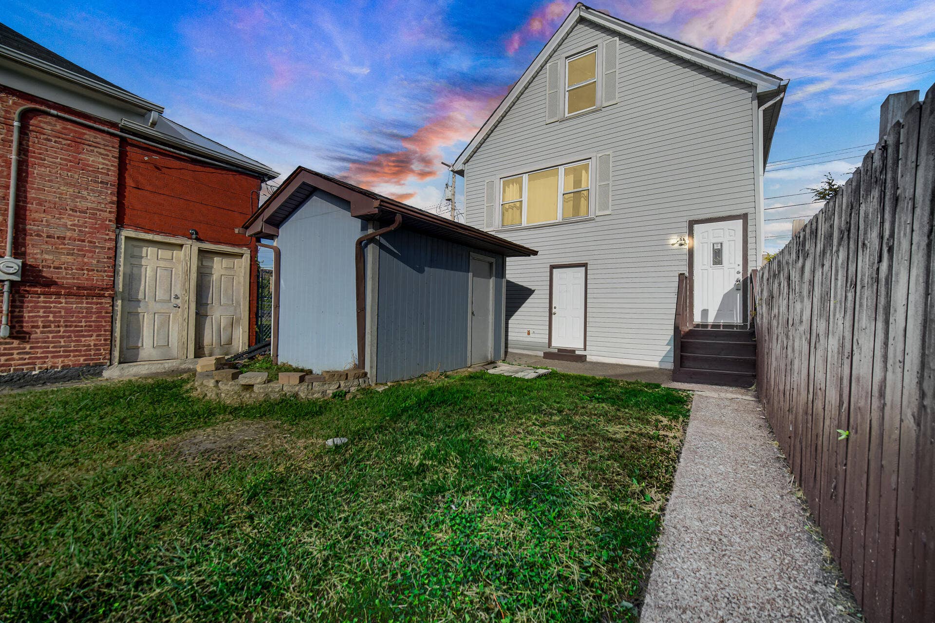 4011 Euclid Avenue, East Chicago, IN 46312 DSC07078-2