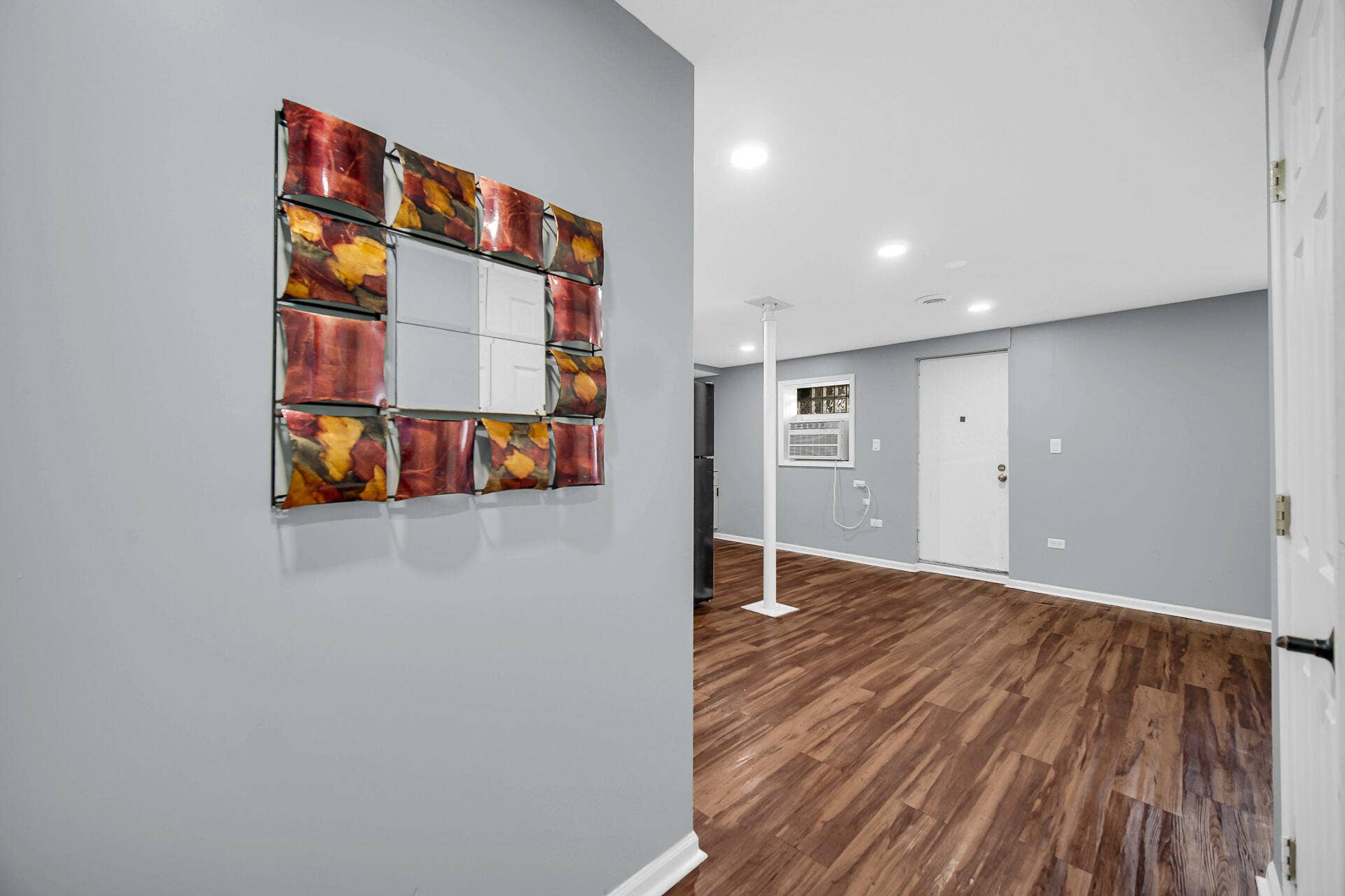 4011 Euclid Avenue, East Chicago, IN 46312 DSC07033
