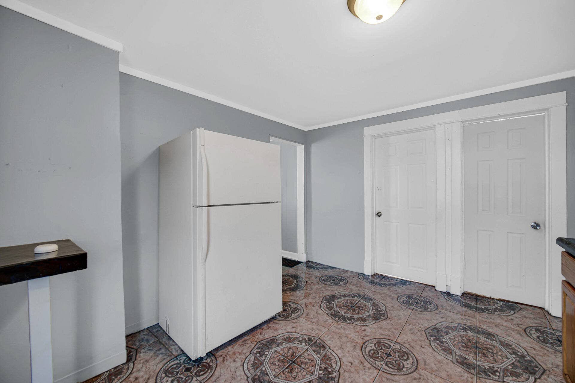 4011 Euclid Avenue, East Chicago, IN 46312 DSC06968