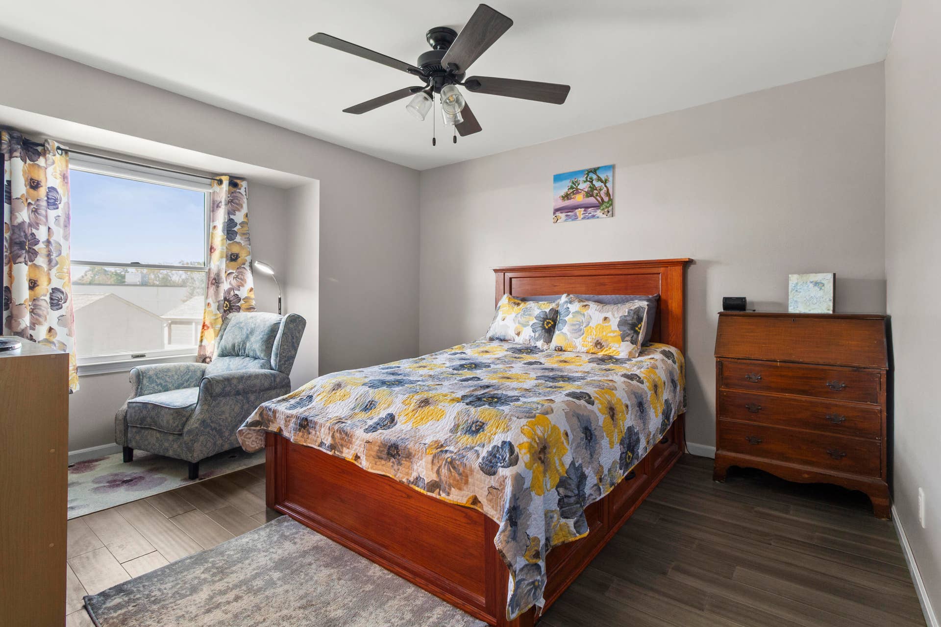 Primary Bedroom with Sitting Area