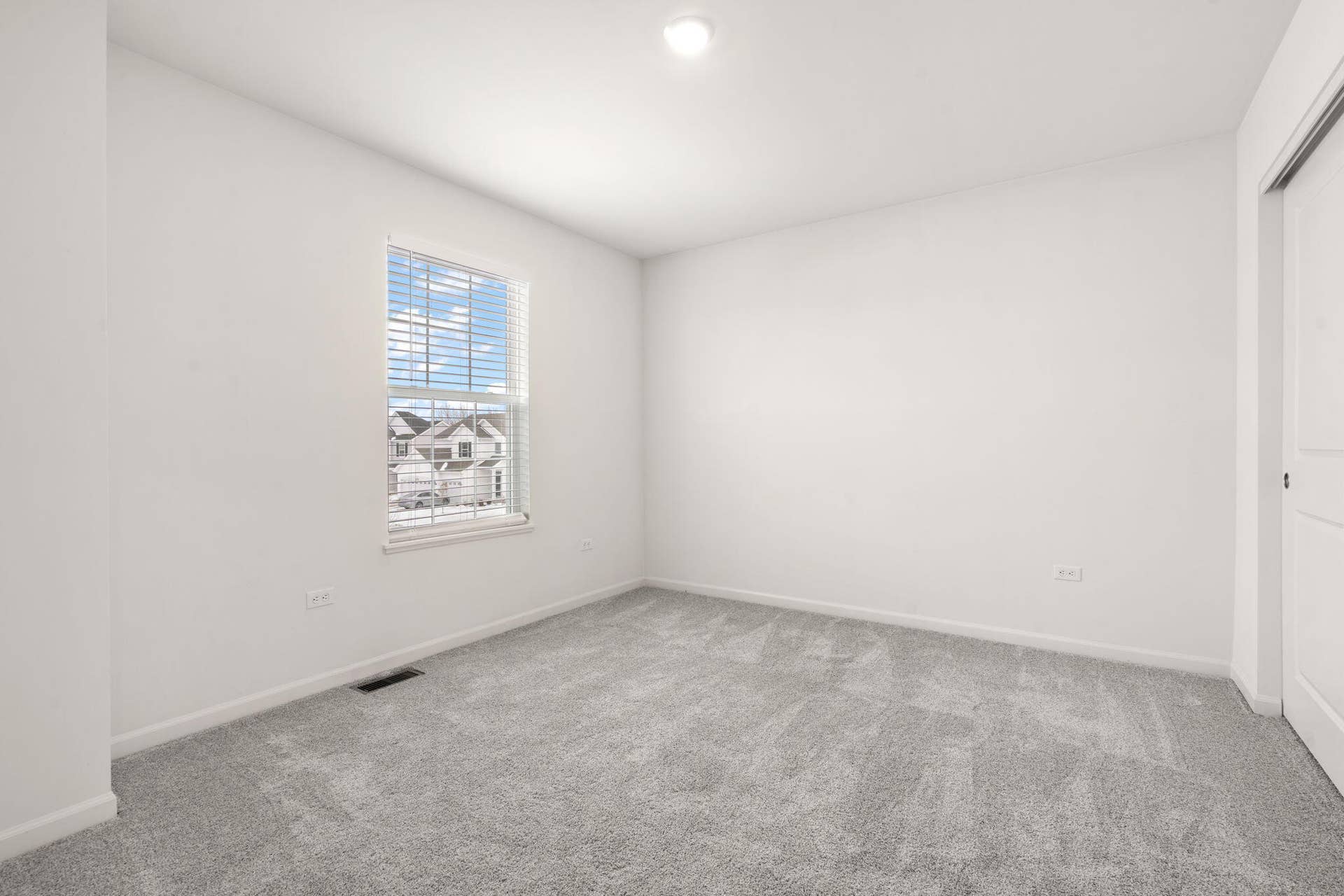 18-web-or-mls-DSC06536